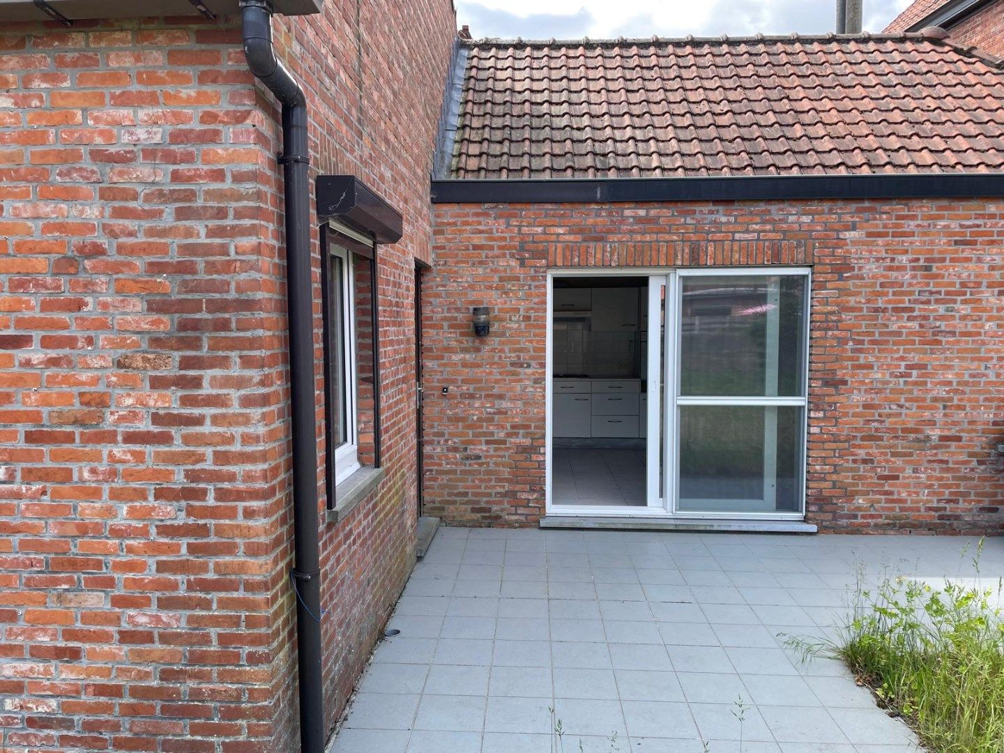 Appartementsgebouw met aanpalende schuur foto 10