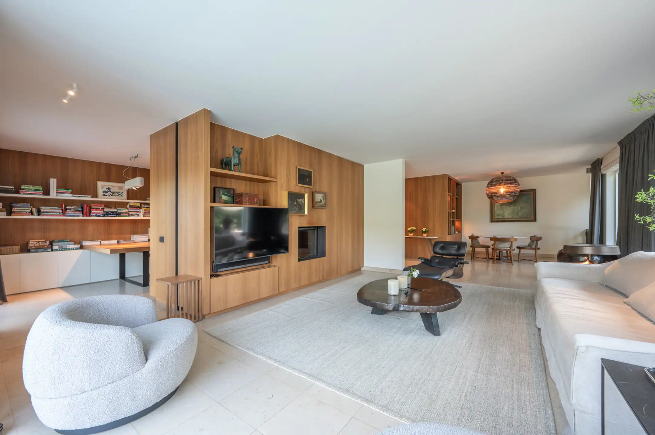 KNOKKE-Schitterende, volledig gerenoveerde villa met zwembad foto 3