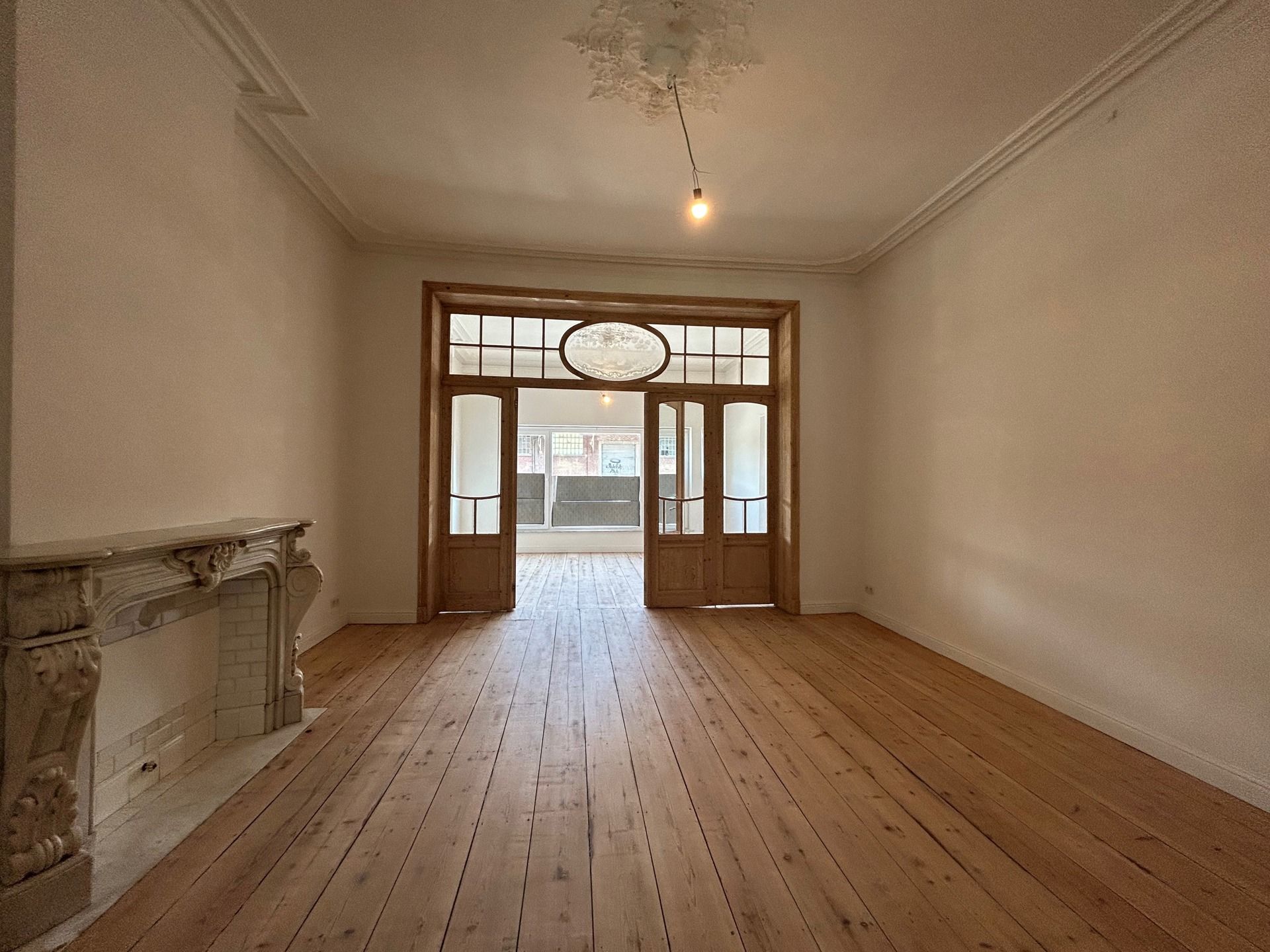 Exclusief gelijkvloers appartement gelegen in het centrum! foto 6