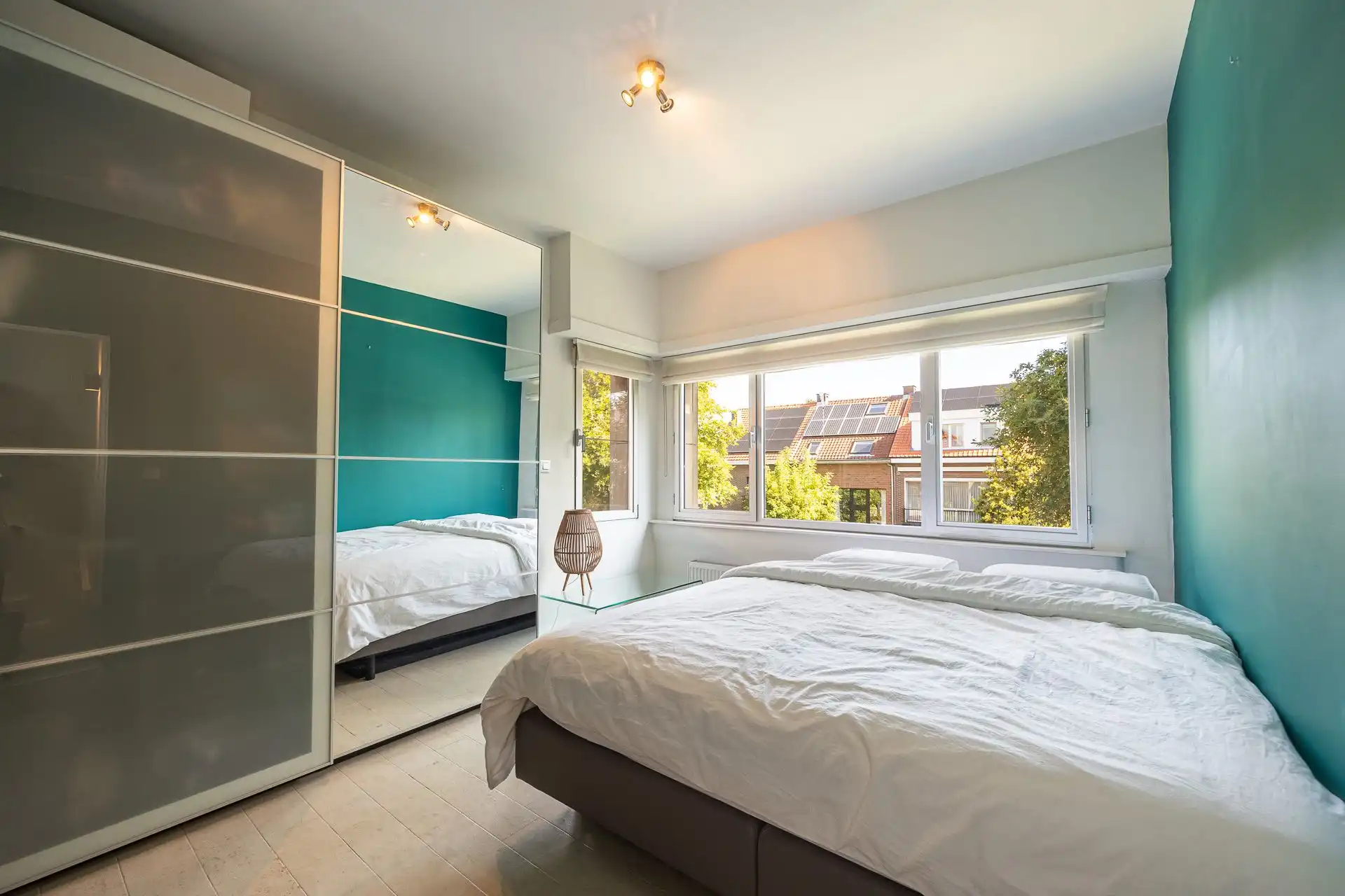 Volledig gerenoveerde gezinswoning met 5 slpks te Kontich foto 17