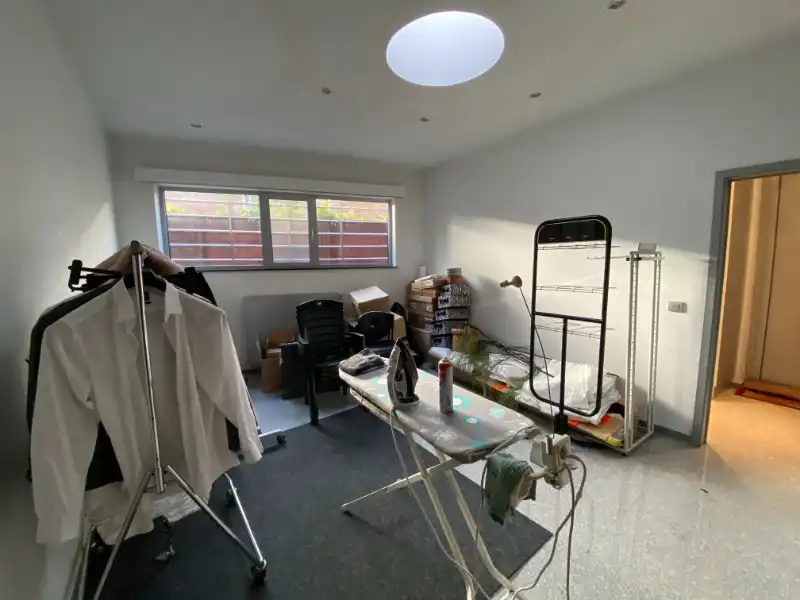 400M² HANDELSRUIMTE OP A-LOCATIE! foto 17