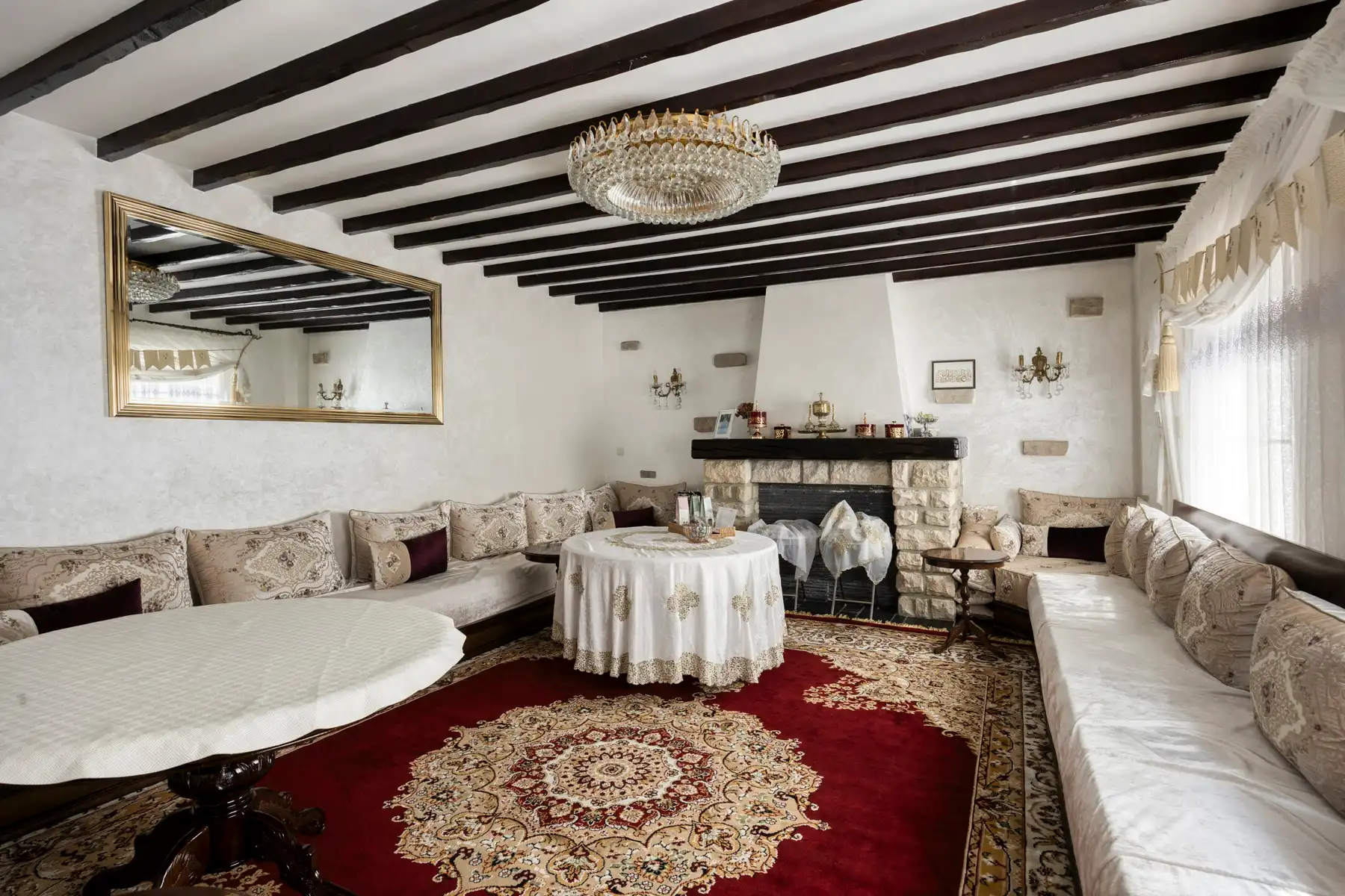 Goed gelegen en goed onderhouden woning met 4 slaapkamers foto 10