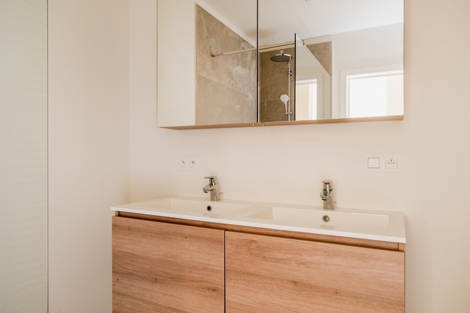 Nieuwbouw gelijkvloers appartement met mooie afwerkingsgraad! foto 10