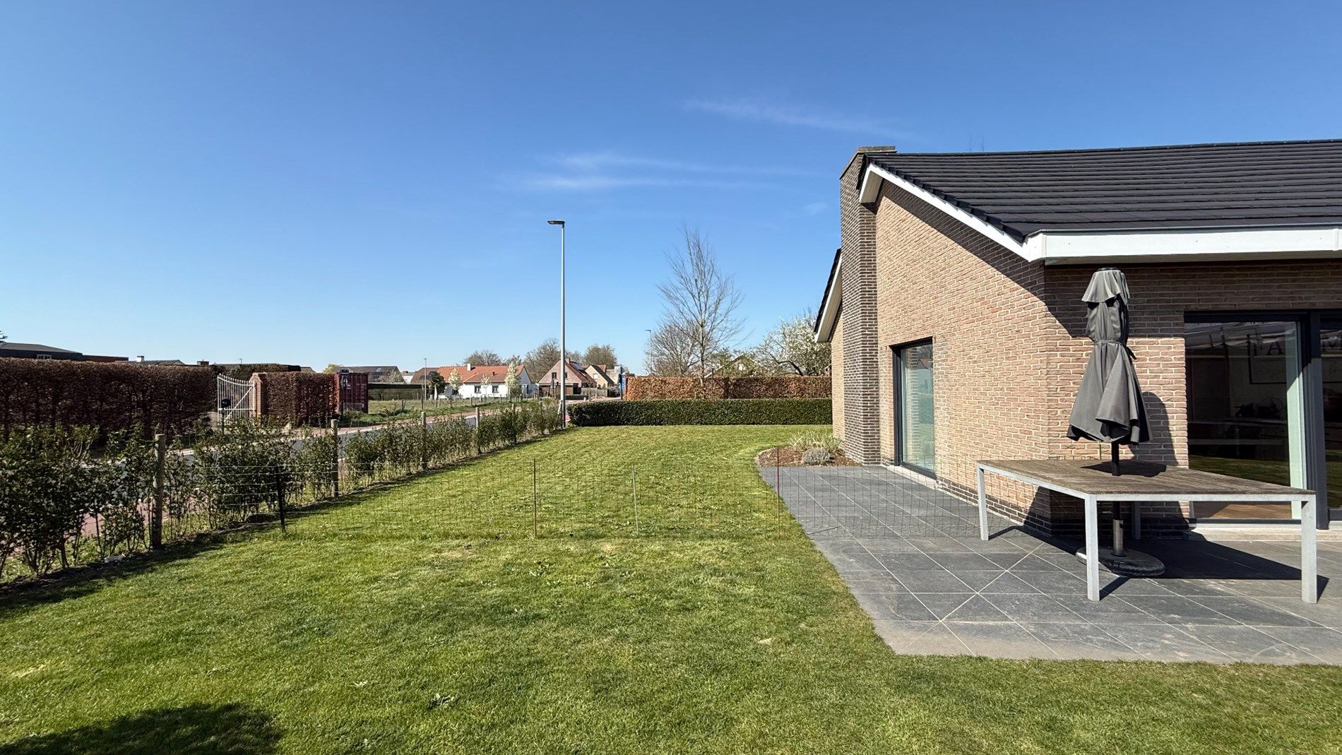 Recent gerenoveerde woning op perceel van 750m² te huur in Zulte!  foto 19
