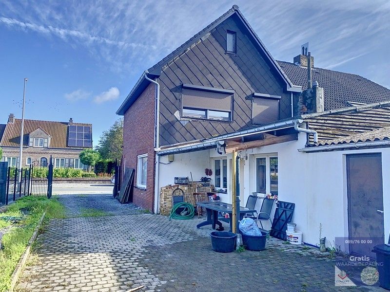 Op te frissen woning op perceel van 5a90ca foto 35