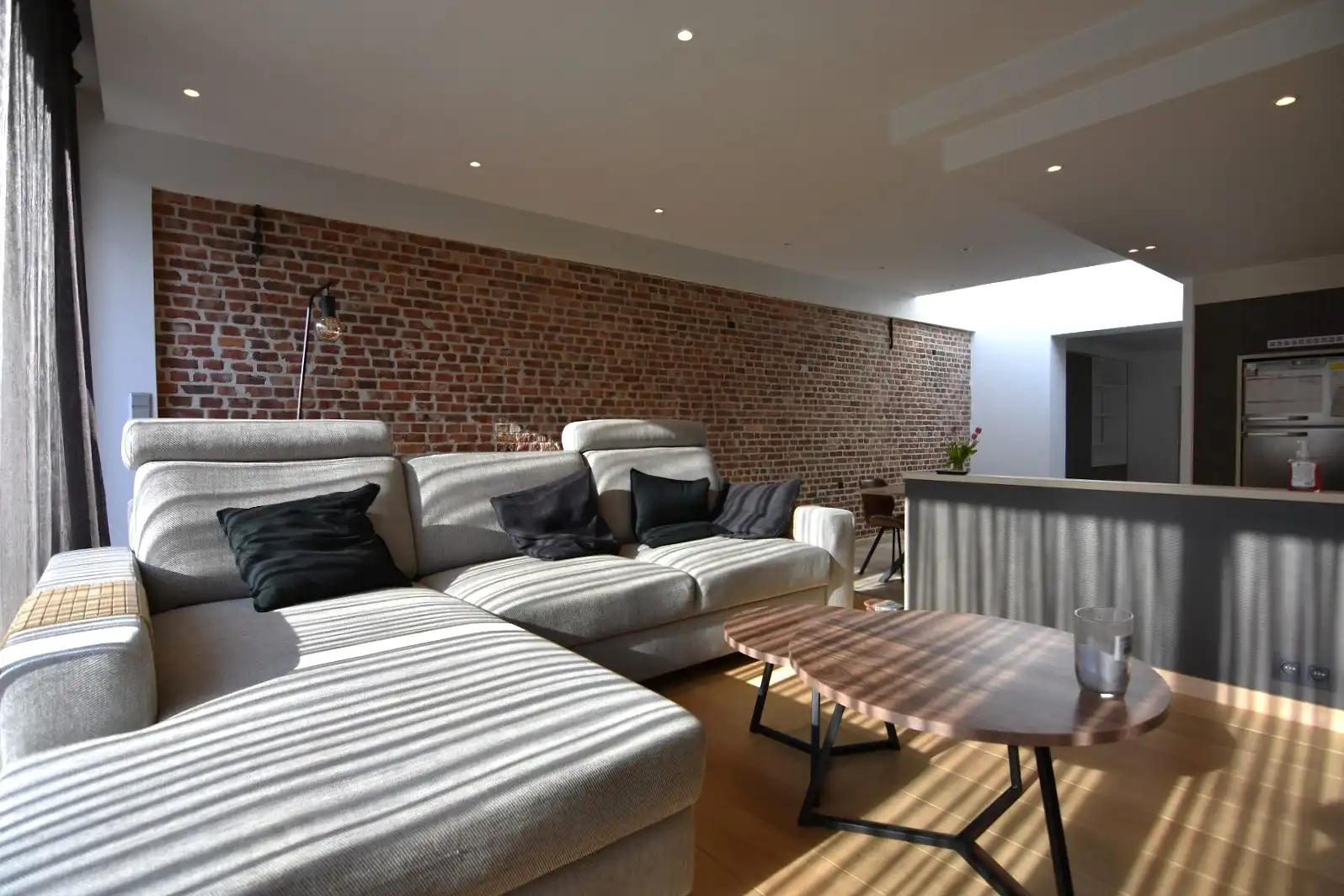 Toffe woning in rustige straat foto 8