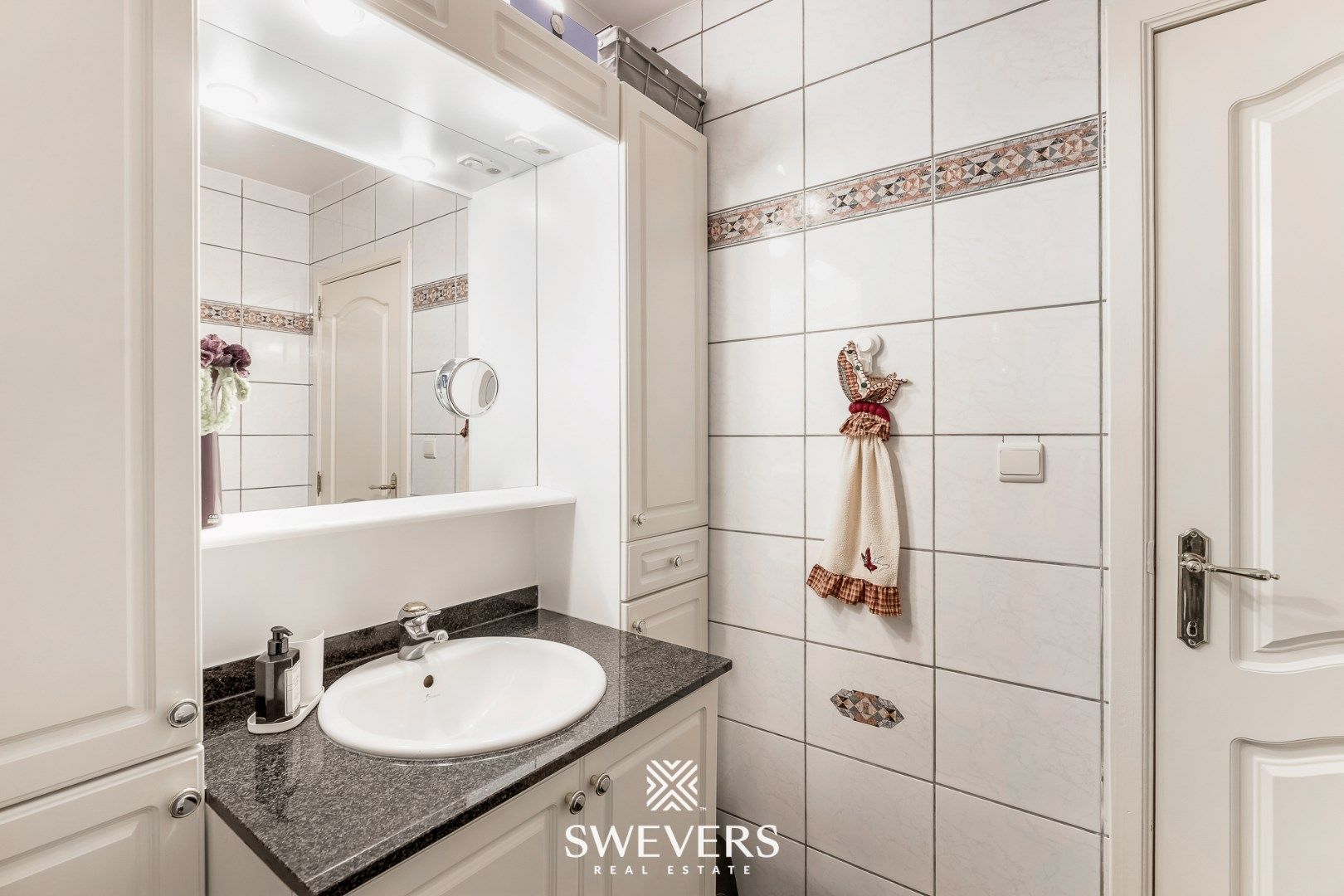 Ruim, lichtrijk appartement (106 m²) met zuid geöriënteerd terras in Sint-Truiden foto 15