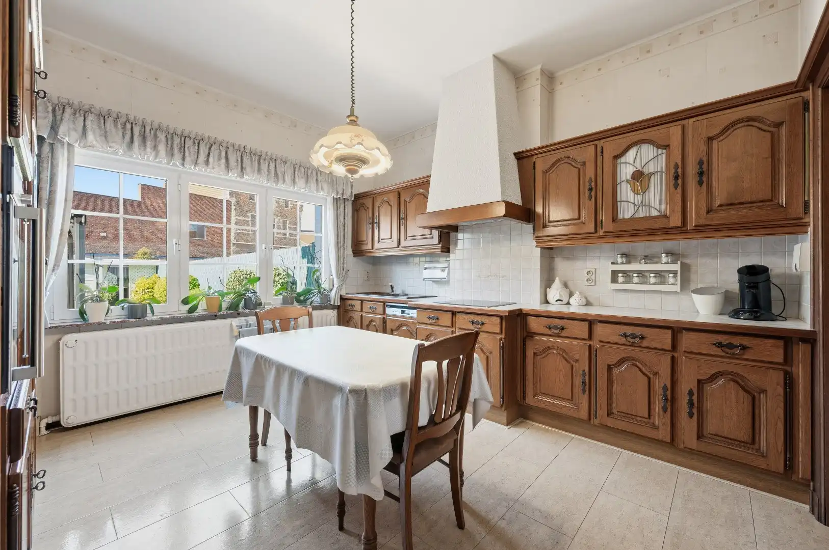 Licht te renoveren gezinswoning met tuin en 3 slaapkamers in Tienen foto 10