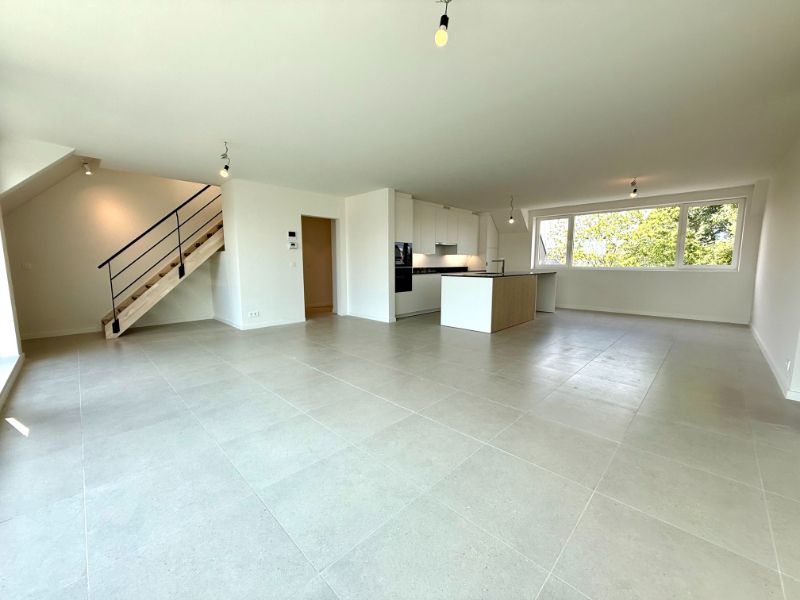 Prachtige nieuwbouwduplex met 3 slaapkamers, 2 badkamers en zonnig terras foto 2