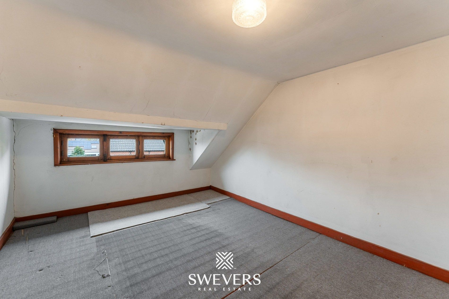 Te renoveren woning met veel karakter nabij het centrum  foto 20