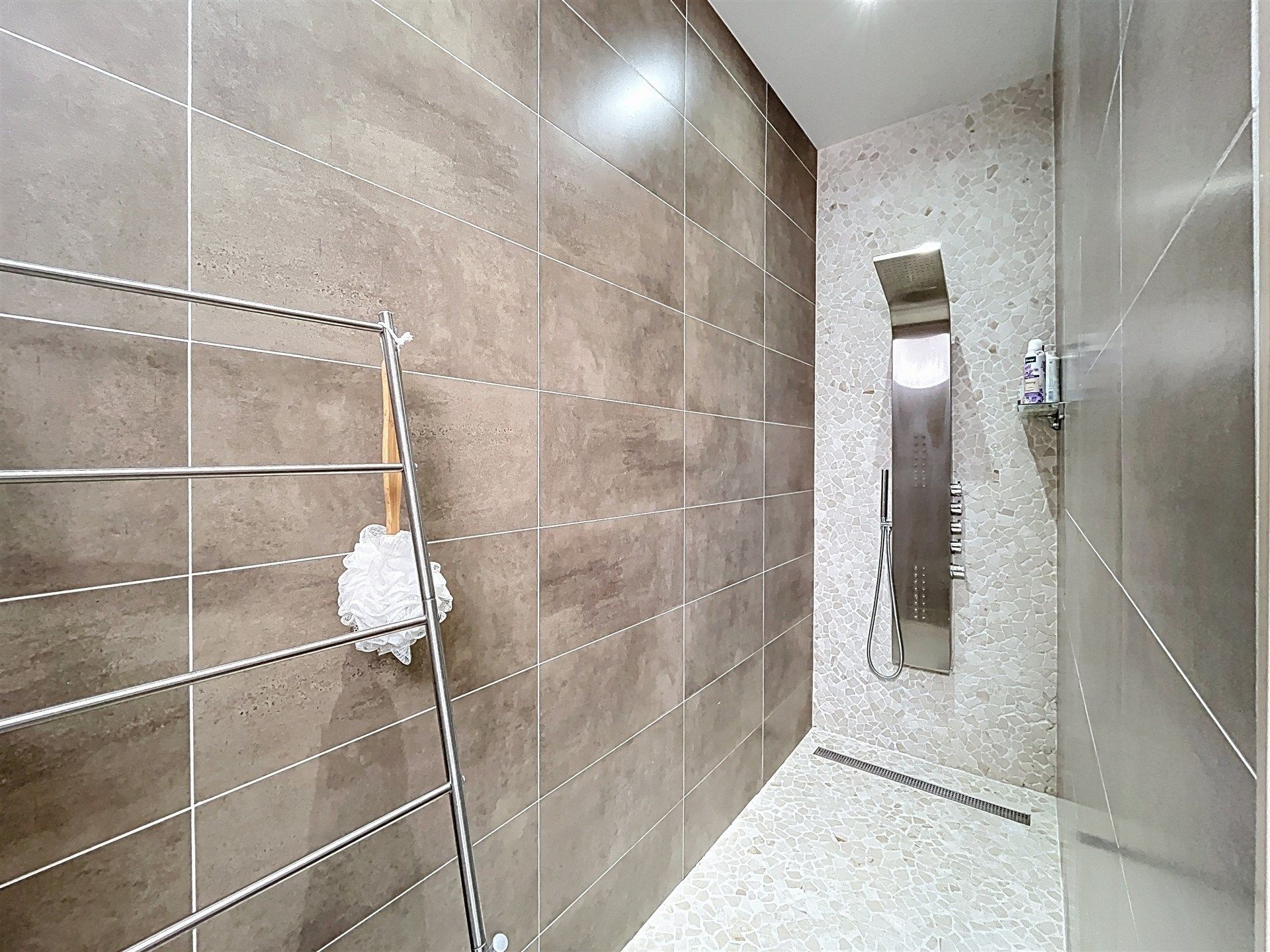 Instapklare gezinswoning met 3 slpk en 2 badk te Sint-Niklaas foto 10