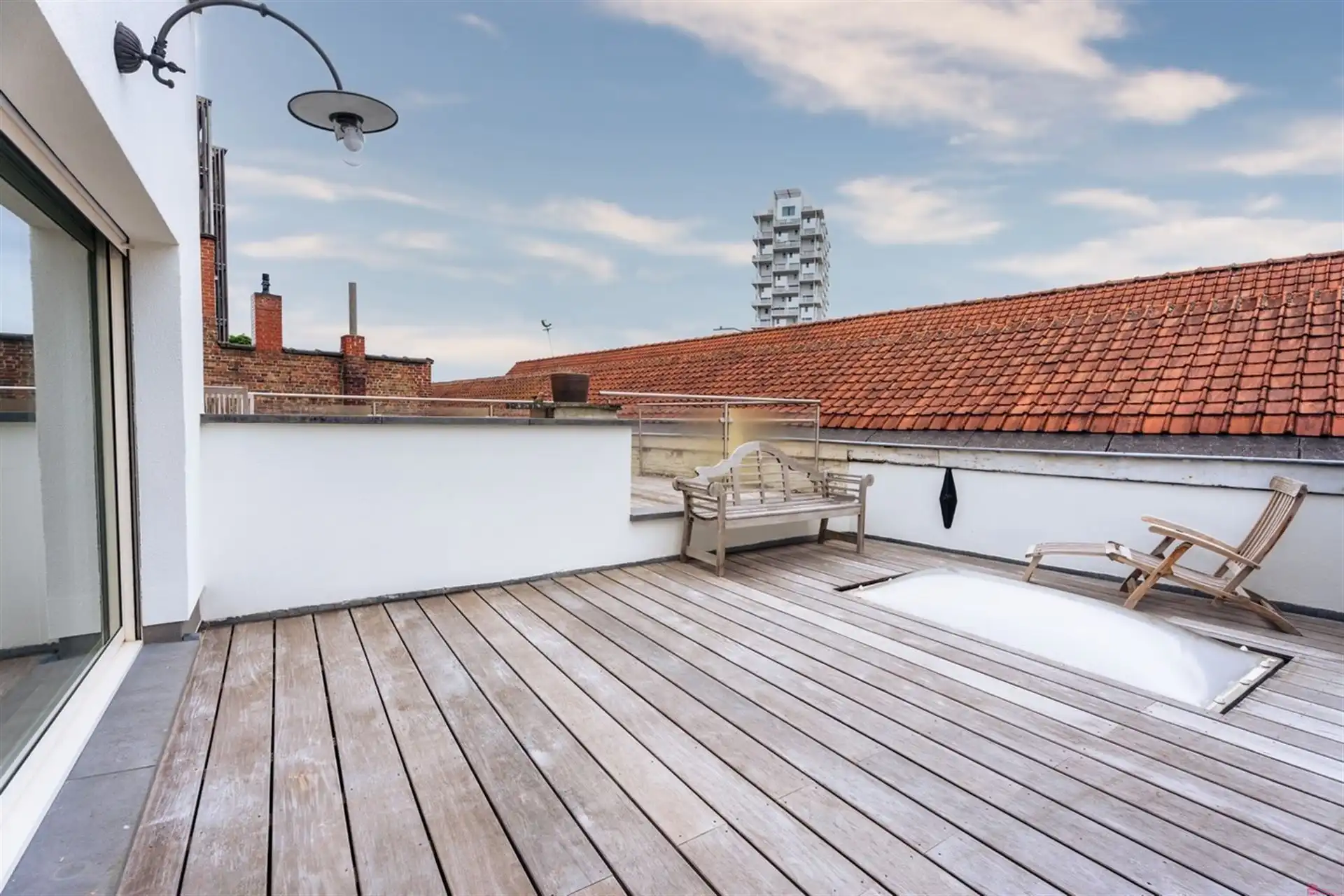 Volledig gerenoveerd appartement met zalig terras foto 19
