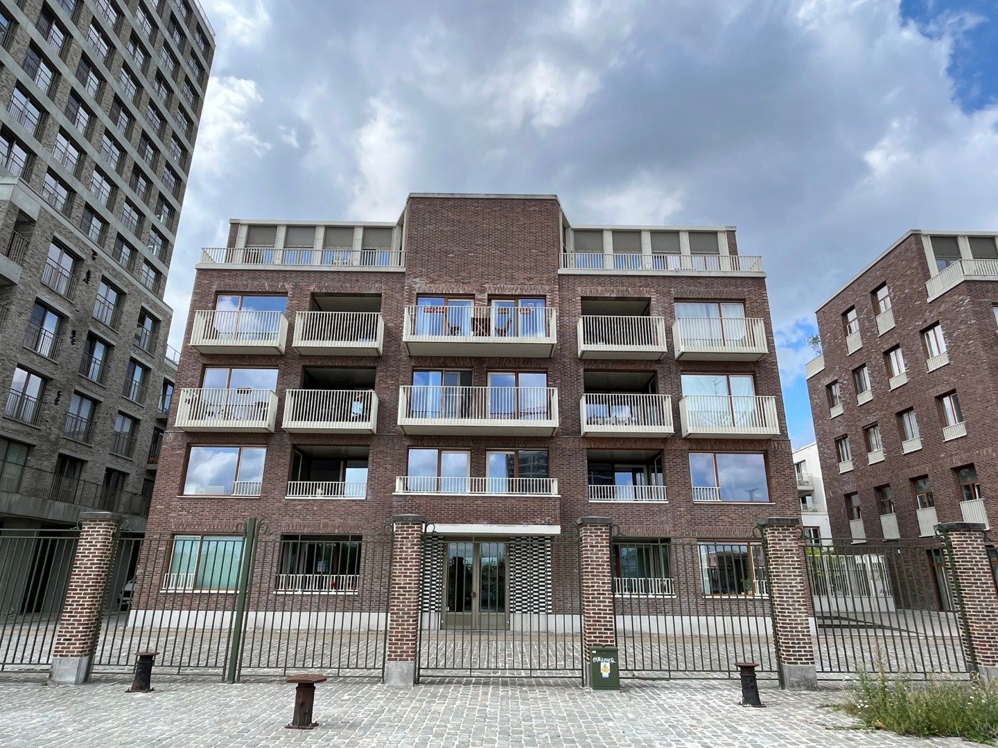 Stijlvol nieuwbouwappartement met uniek zicht – Gentse Dokken foto 22