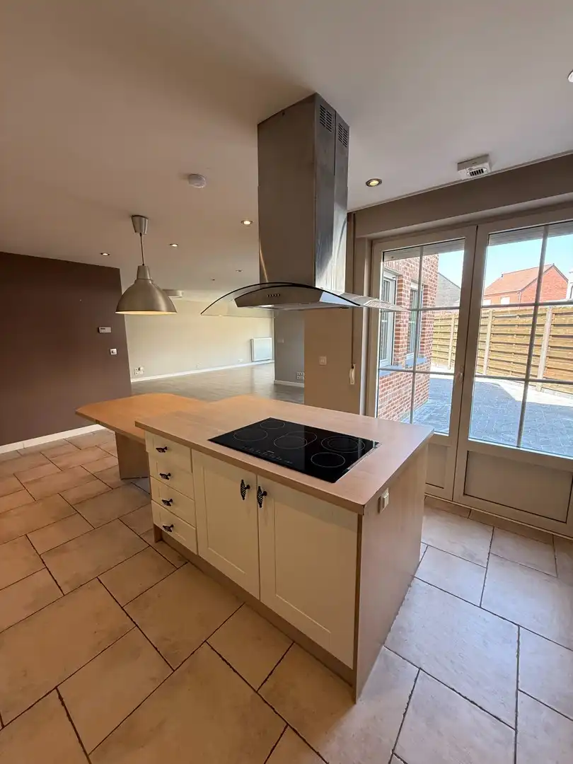 Prachtig, instapklaar energiezuinig appartement met 3 slaapkamers, terras en tuin te Bocholt. foto 16
