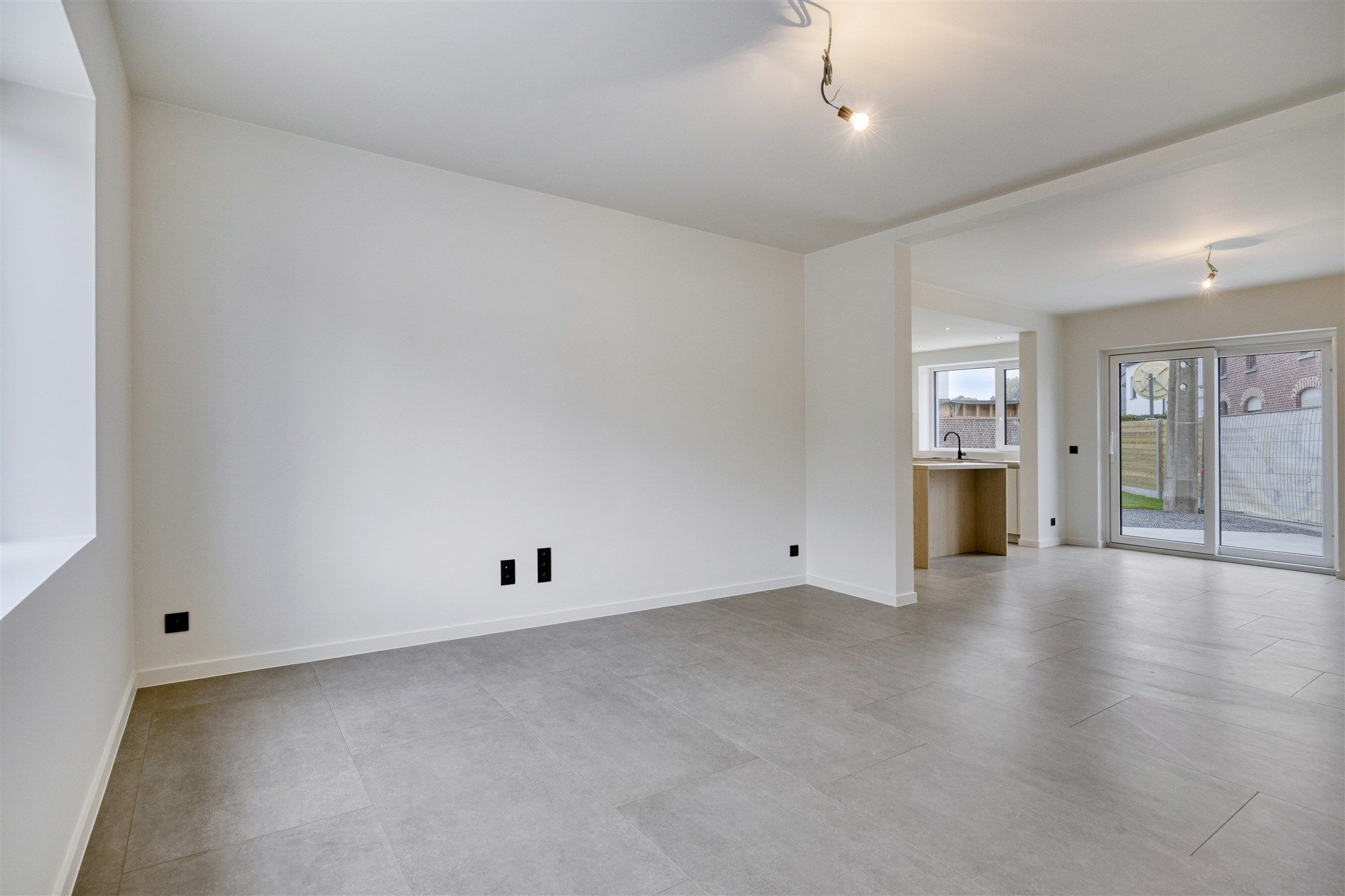 Moderne woning met 4 slaapkamers te Sint-Lievens-Houtem foto 4