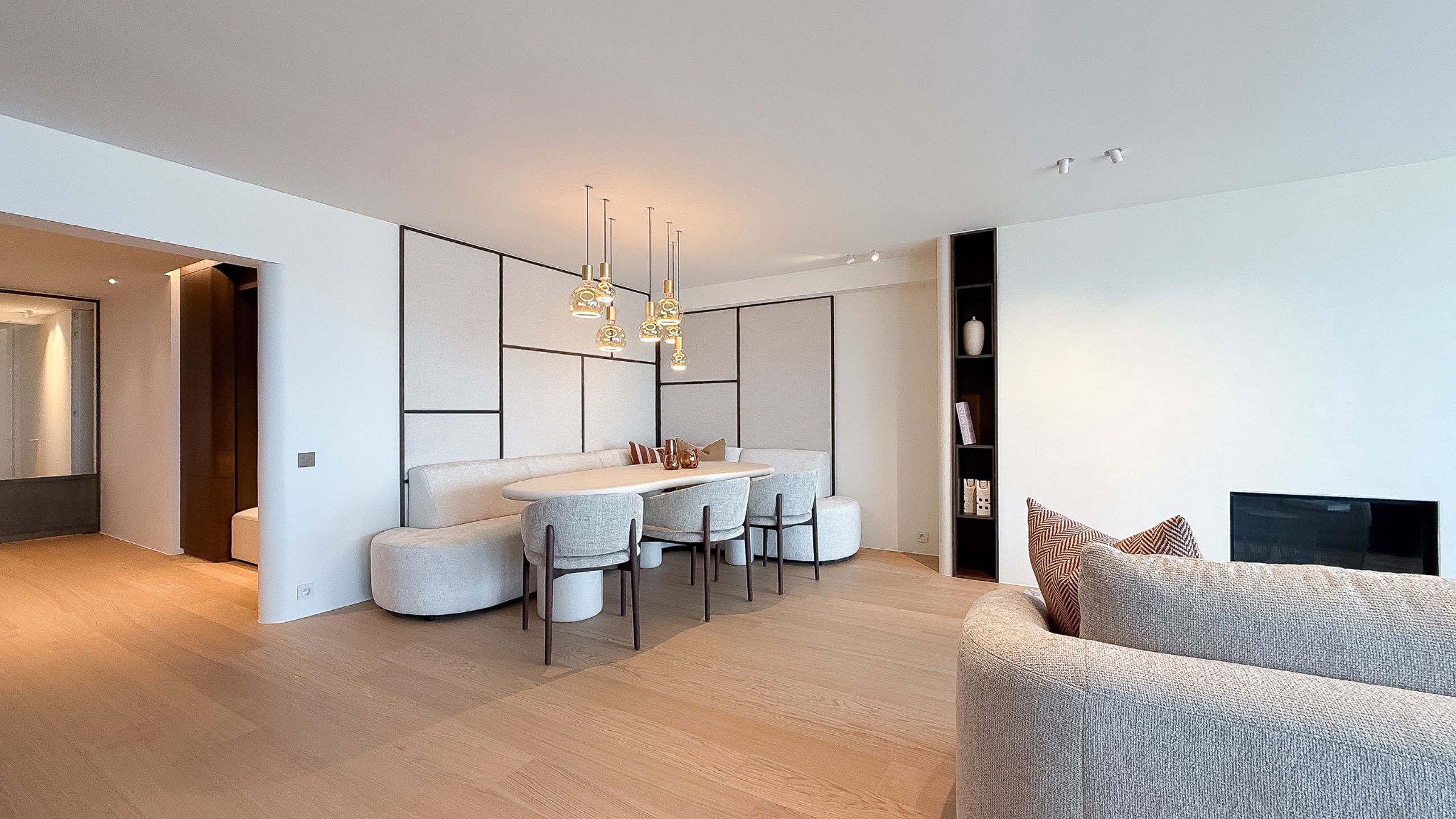 Stijlvol gerenoveerd appartement met zeezicht- ZEEDIJK ZOUTE foto 12