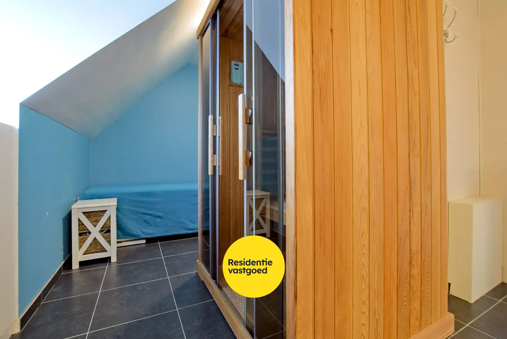 Instapklaar duplex appartement met uitzicht op het water te Nieuwpoort.  foto 7