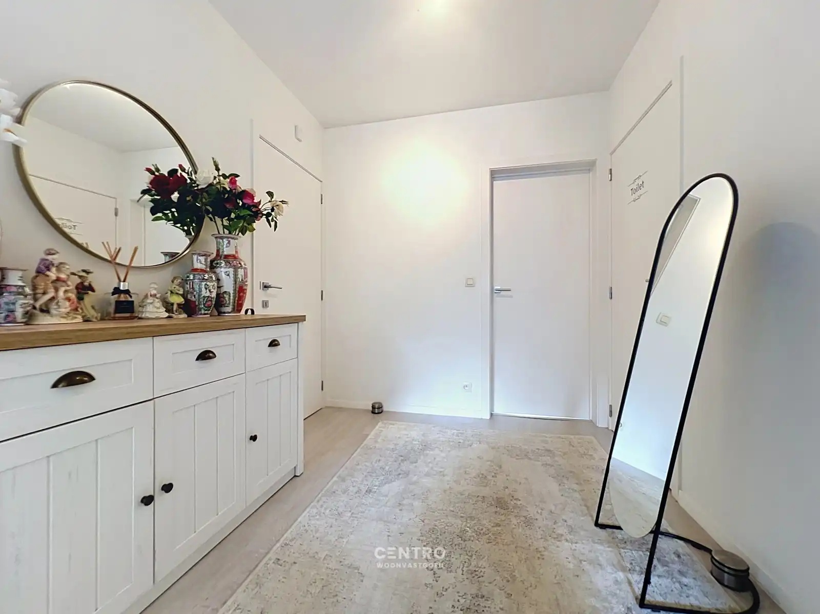 INSTAPKLAAR appartement (77m ²) met 2 SLK, GARAGE (moto's, fietsen,...) en ideale ligging in Roeselare - Perfect voor comfortabel wonen of als OPBRENGSTEIGENDOM ! foto 6
