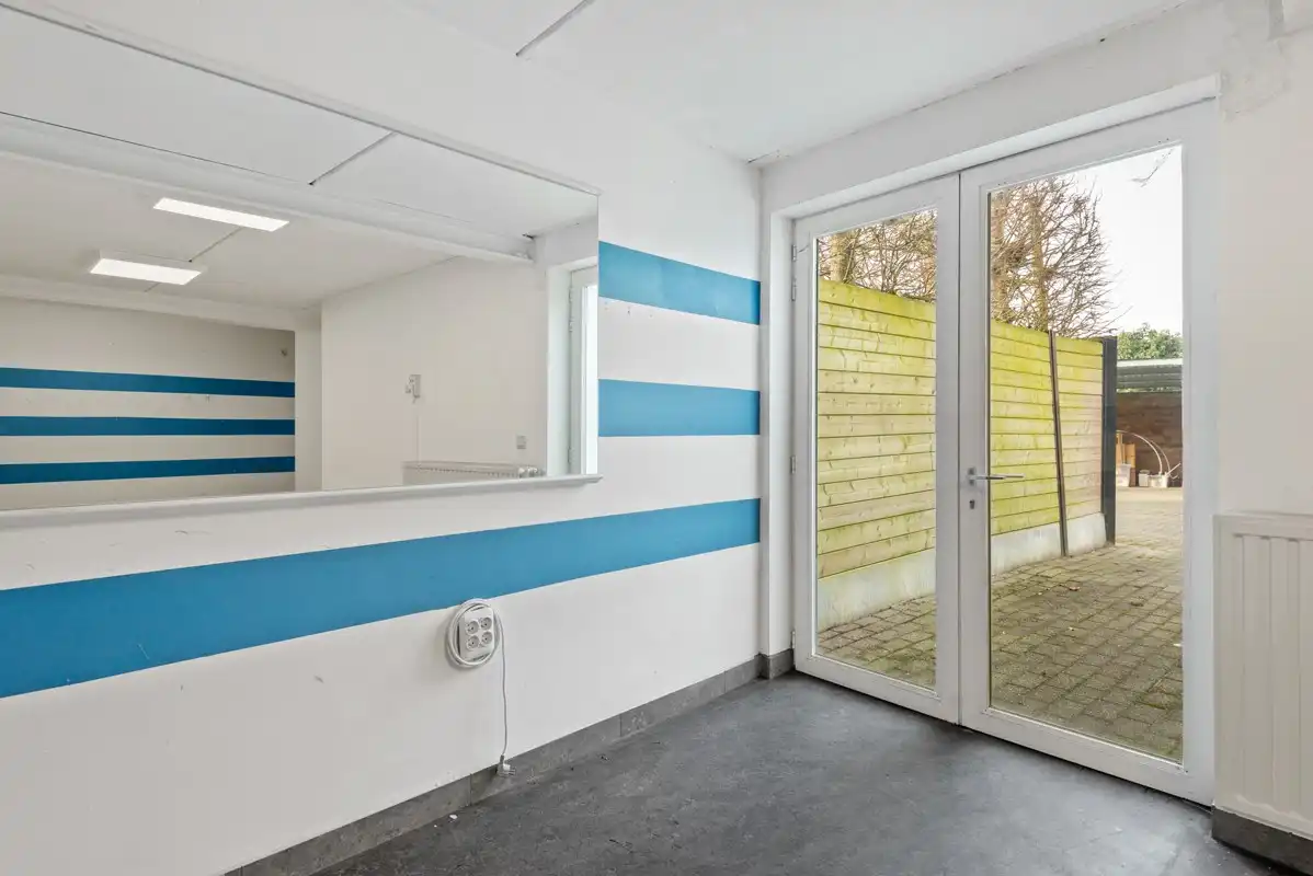 Praktijk/kantoor/atelier/handelsruimte in het centrum van Westmalle! foto 24