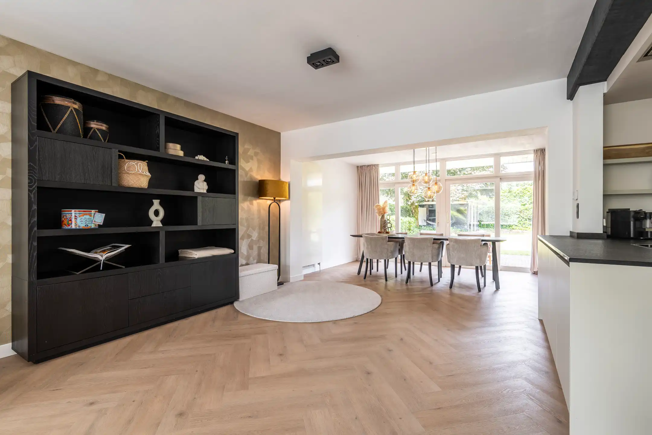 luxe afgewerkte vrijstaande woning op 842 m² in Poppel. foto 7