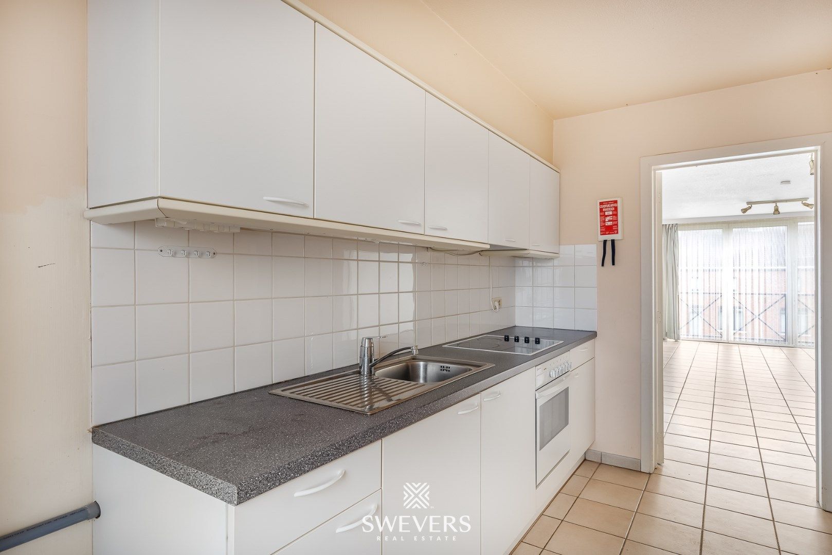 Rustig gelegen 2 slaapkamer appartement in Beringen-centrum met autostaanplaats foto 10