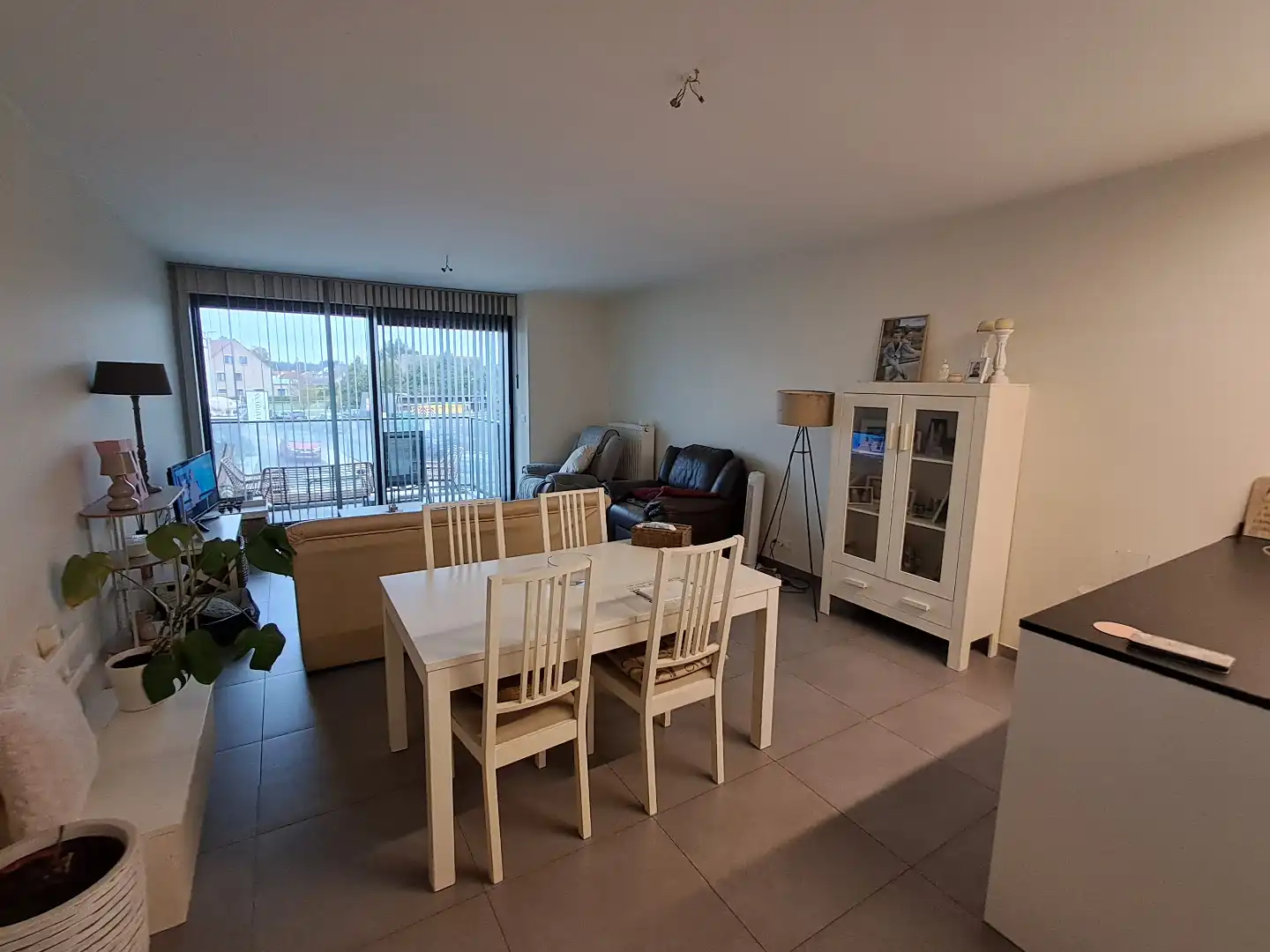 Instapklaar appartement te Sijsele! foto 2