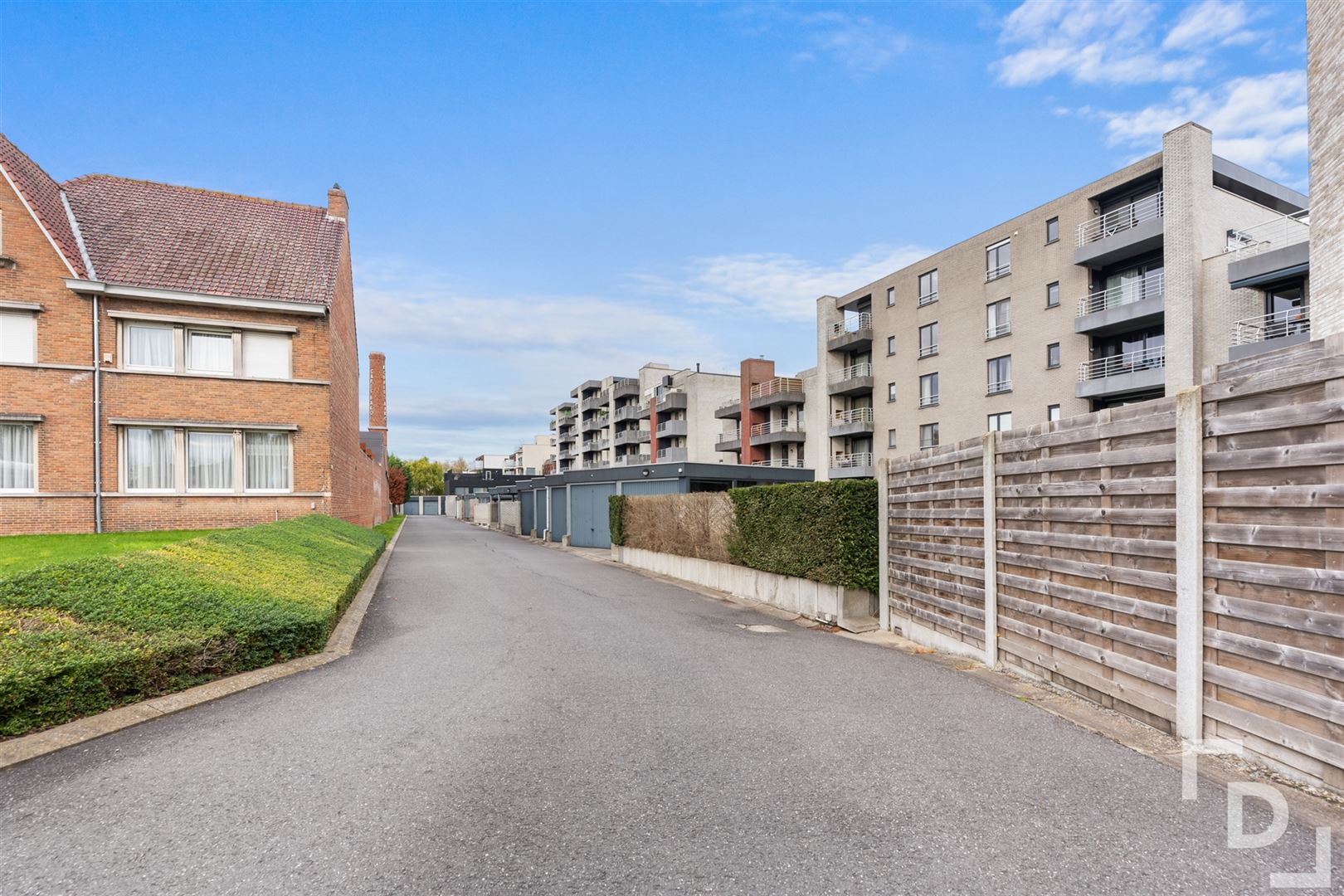 Lichtrijk appartement aan de stadsrand van Ieper. foto 19