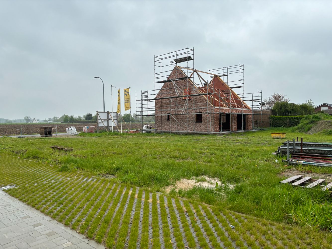 7 landelijke alleenstaande nieuwbouwwoningen in een groene omgeving met prachtig uitzicht! foto 4