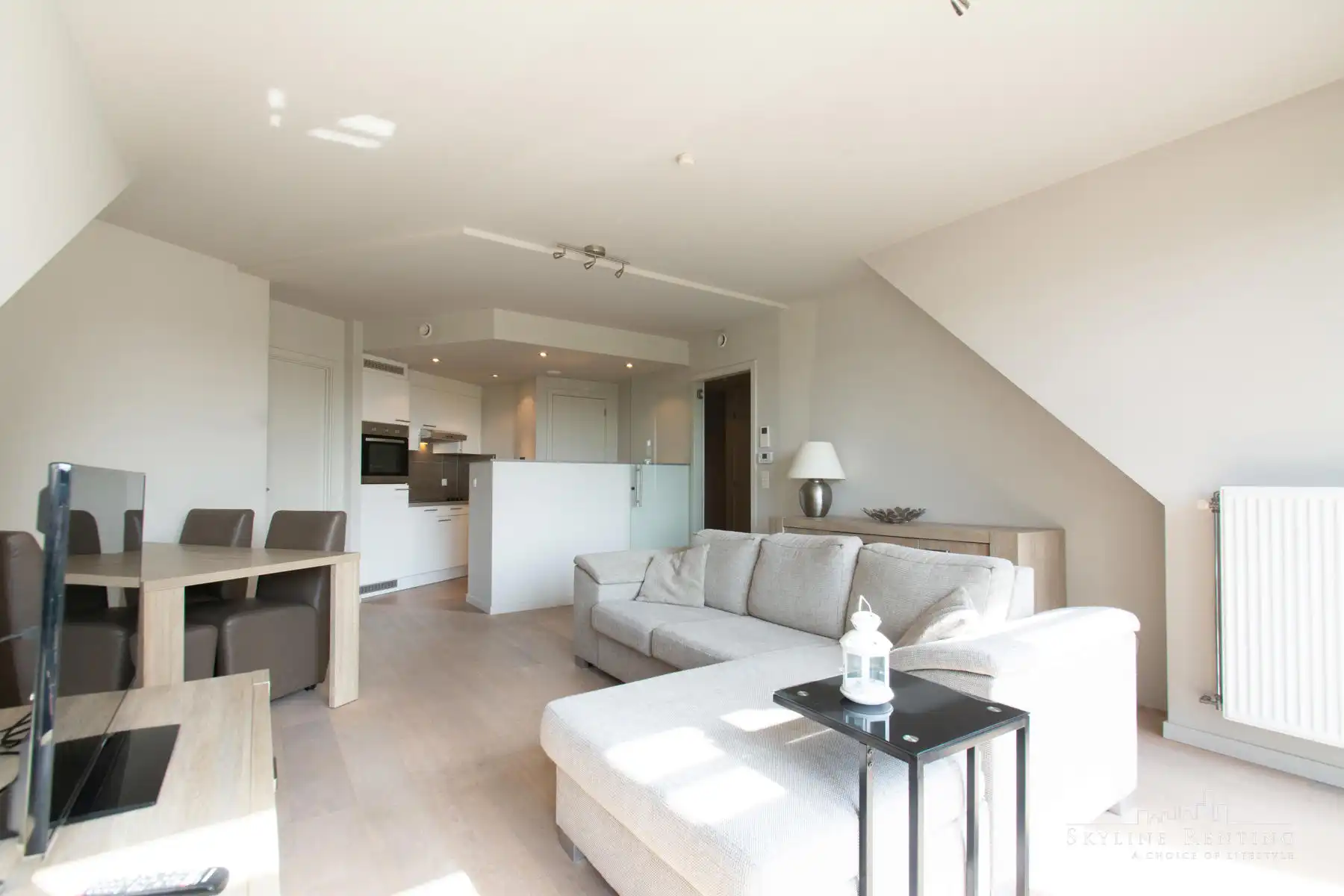 LICHTRIJK - Prachtig gemeubeld 3 slpk appartement (NATO) foto 4