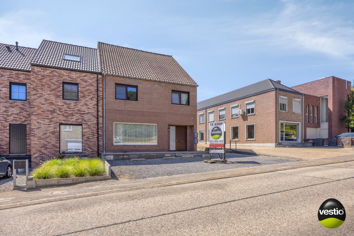INVESTERINGSPAND MET 2 VERHUURDE APPARTEMENTEN TE RIJKHOVEN. foto 23