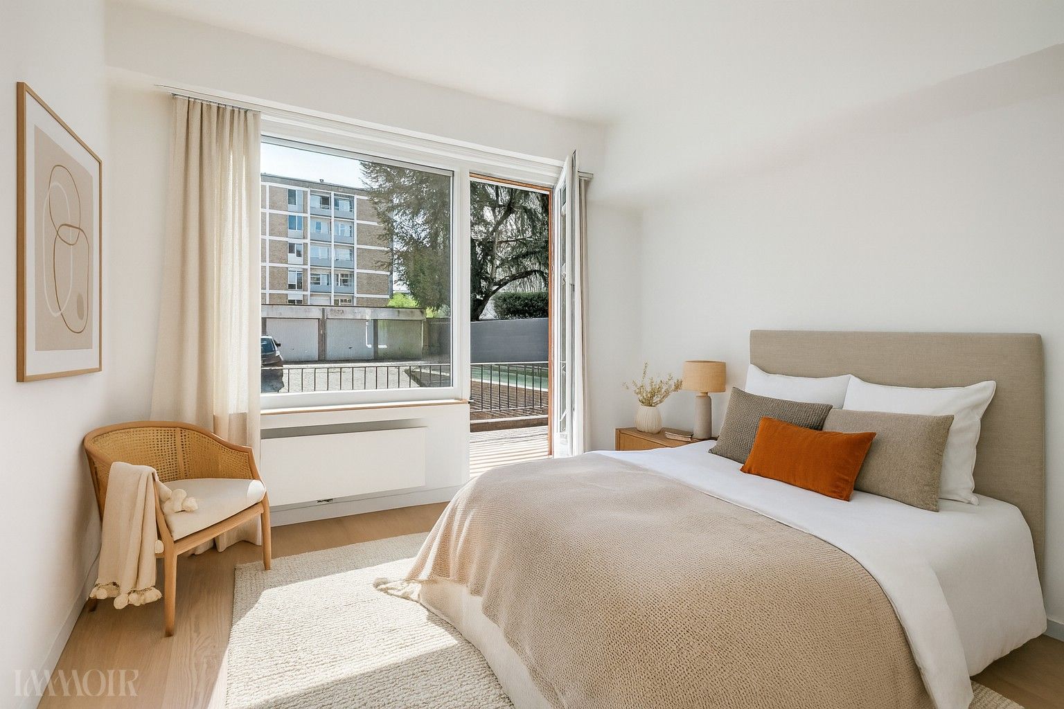 Gelijkvloers appartement met zeer ruim terras in de Pulhofwijk in Antwerpen. foto 6