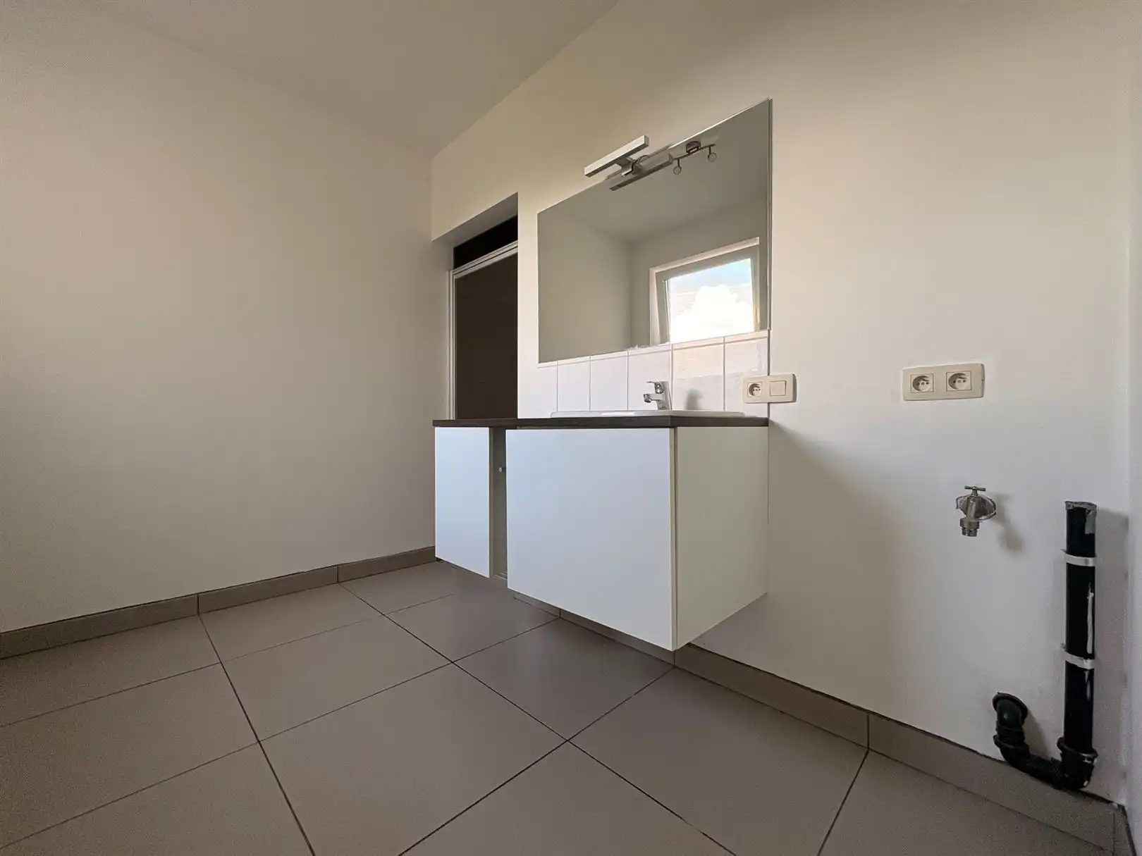 Gezellig instapklaar appartement met zonneterras met prachtig zich op "het Broek" foto 15