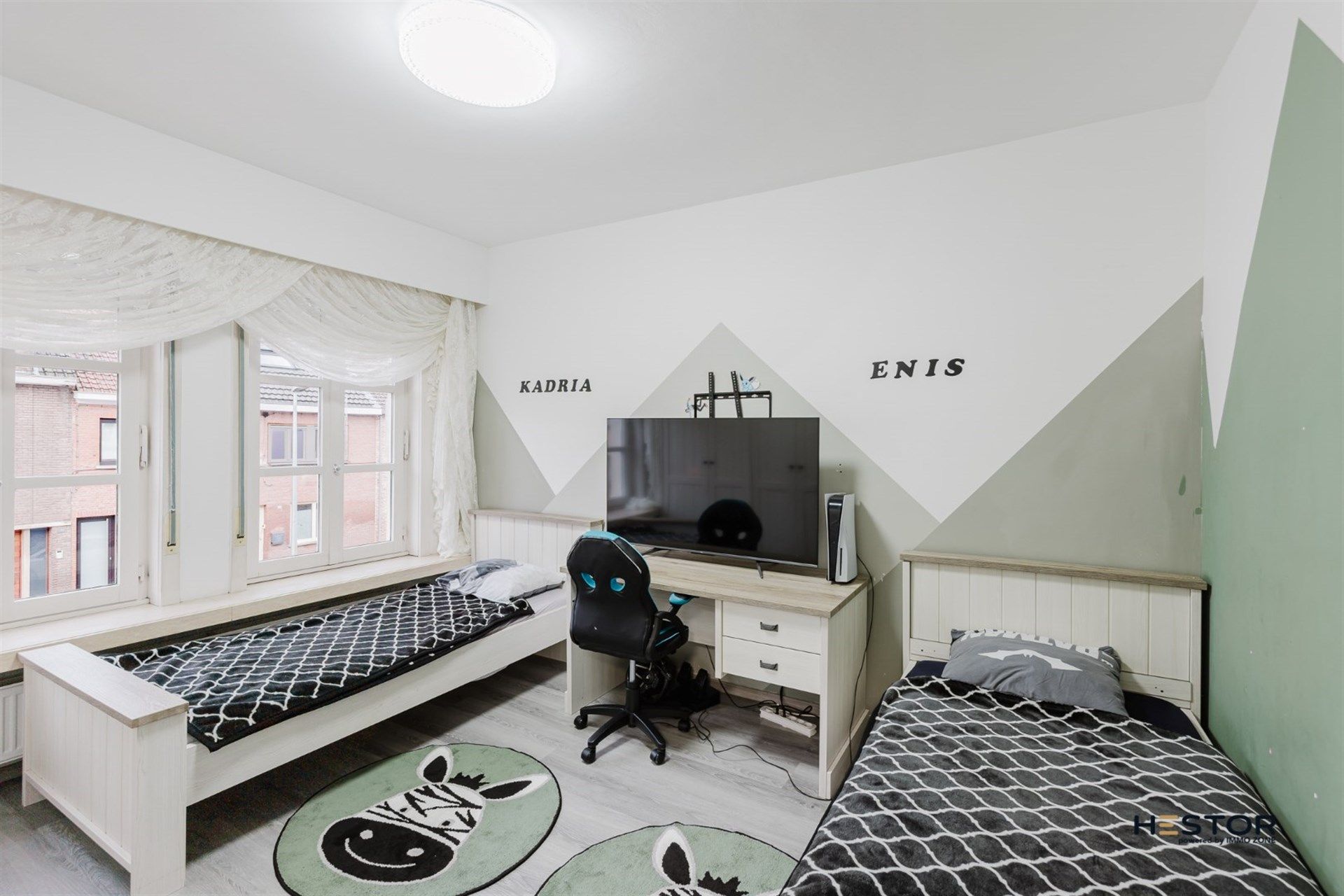 Instapklare woning met terras nabij het centrum van Beveren-Waas foto 10