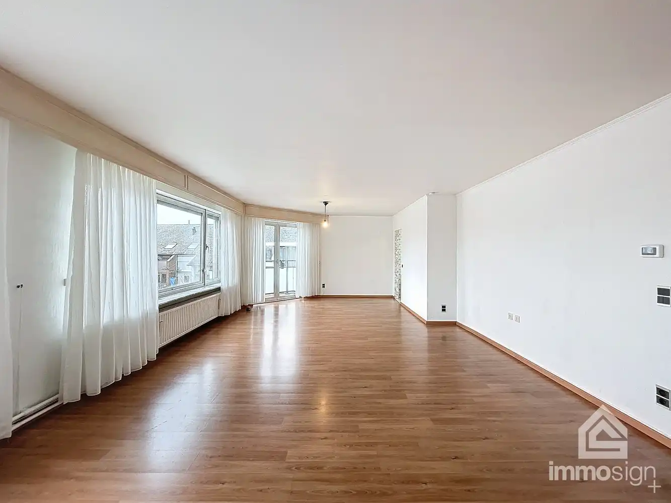 Appartement op het Nevenplein met drie slaapkamers! foto 3