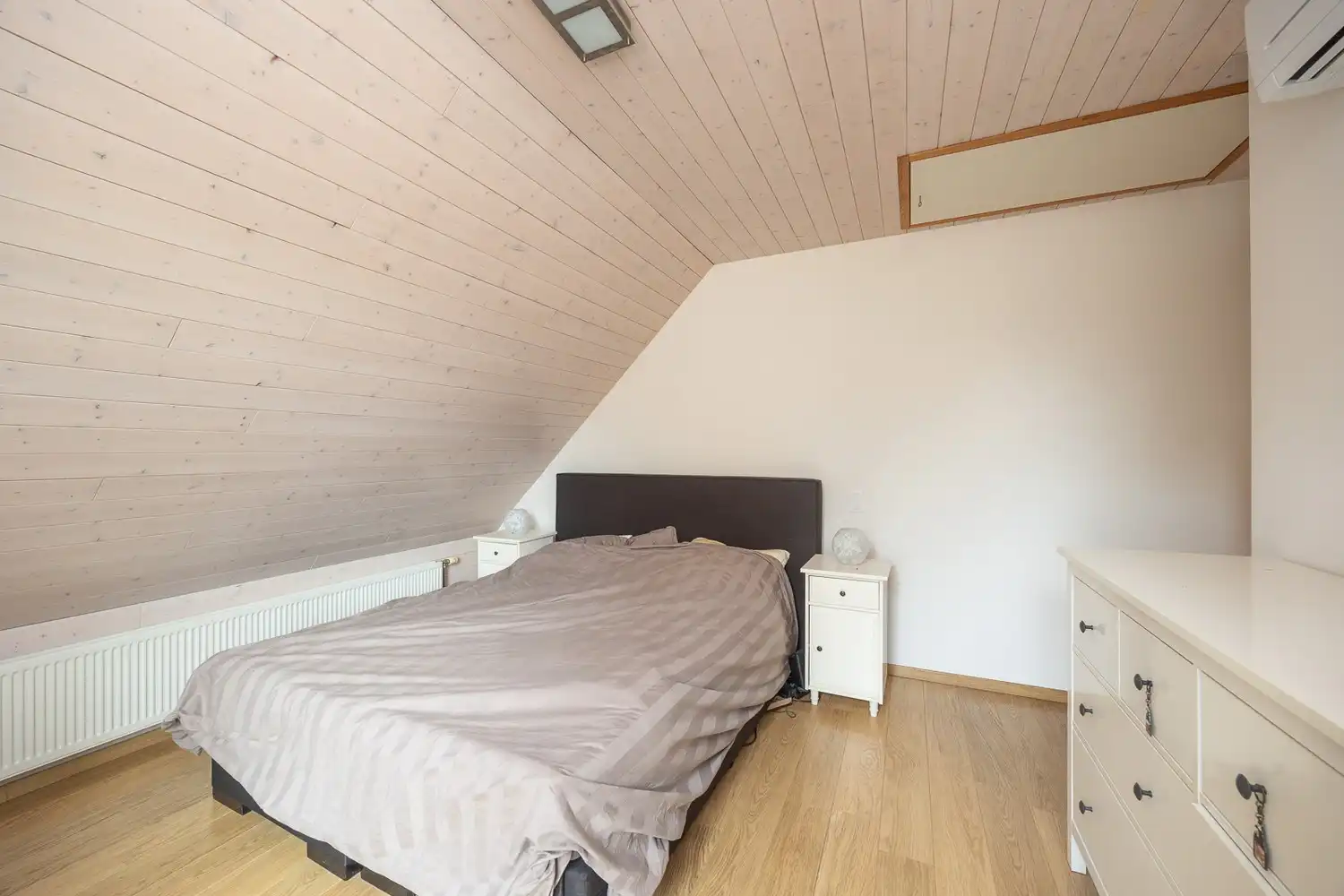 duplexappartement met 4 slaapkamers en groot terras in Kapellen foto 14