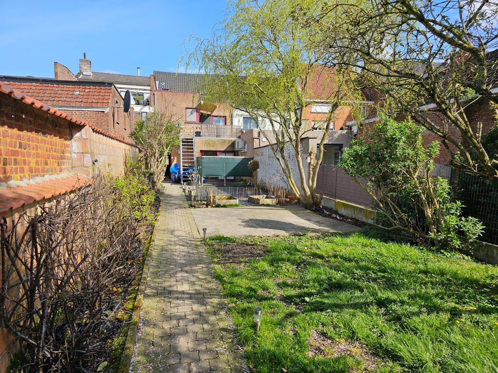 Gebouw bestaande uit 2 appartementen in de dorpskern foto 31