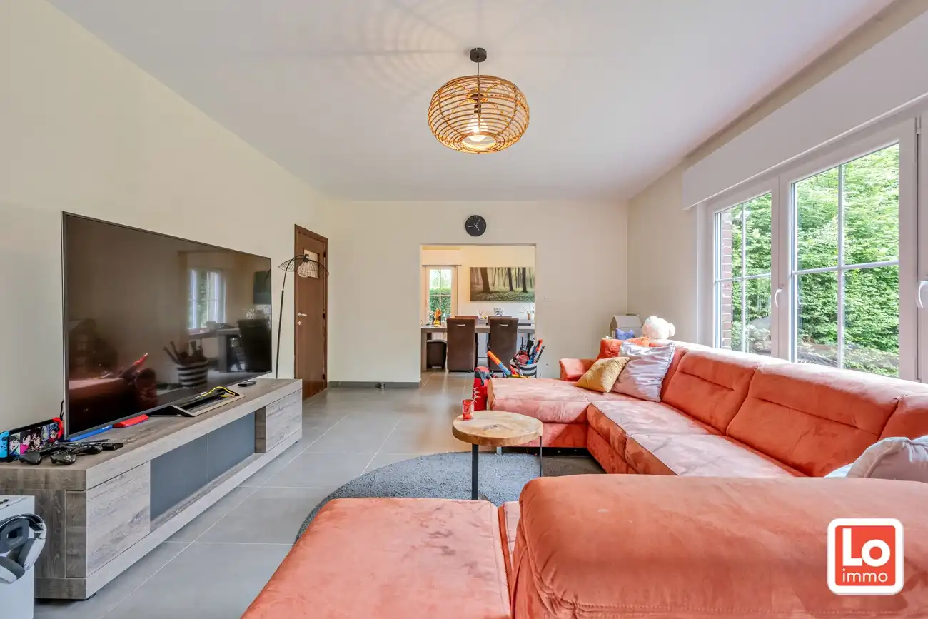 VERKOCHT! Charmante instapklare alleenstaande villa met afzonderlijke garage en grote ‘volwassen groene’ tuin vlakbij alle hoofdwegen in Oostakker. foto 8