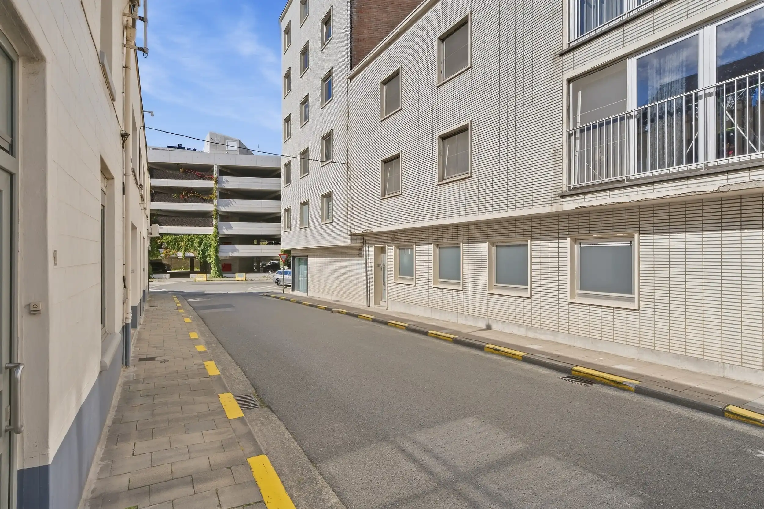 Centraal en rustig gelegen appartement in stadsrand Gent foto 2