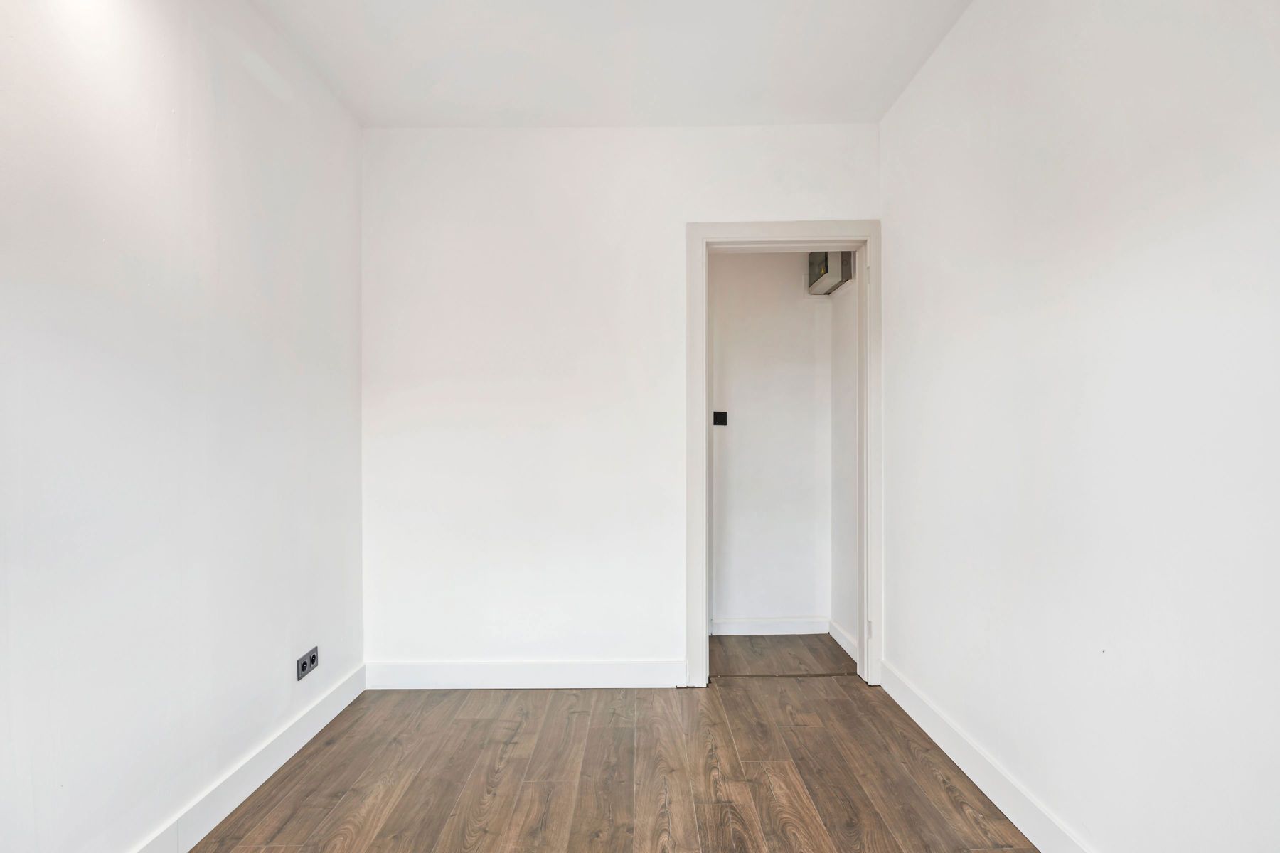 Stijlvolle, energiezuinige woning in hartje Kortrijk foto 17