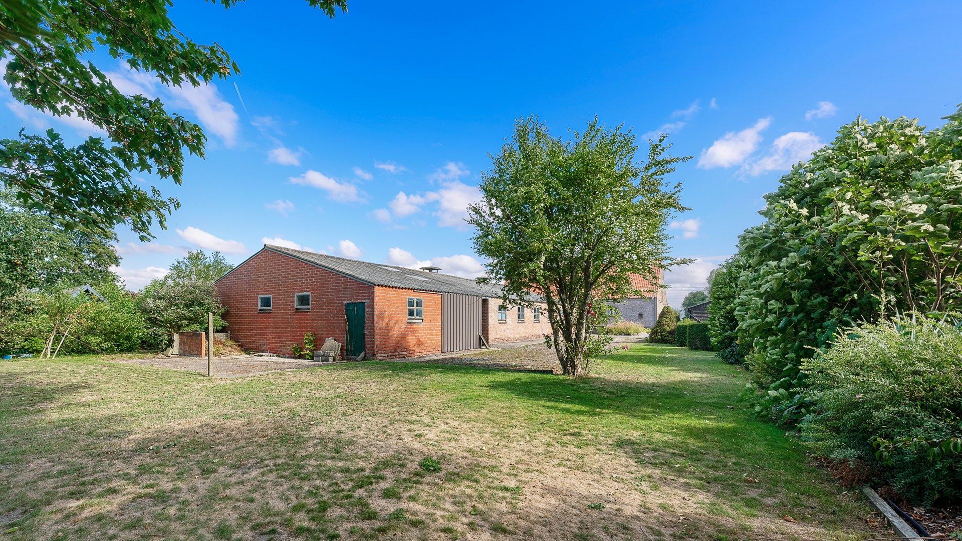 Hoeve schitterend gelegen te Damme foto 10