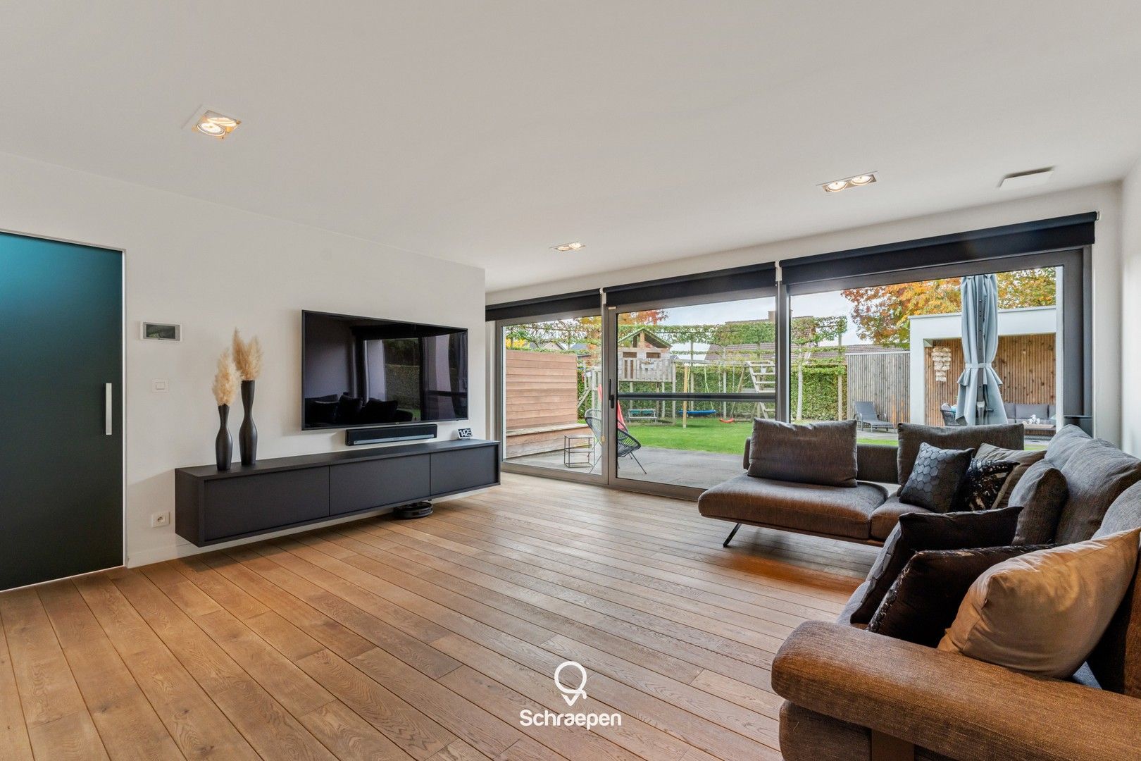 Hoogwaardig afgewerkte gezinswoning (232 m²) op zuidelijk georiënteerd perceel van circa 7 are! foto 6