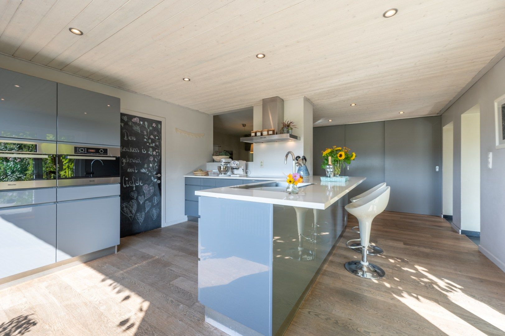 charmante vrijstaande woning in een oase van groen foto 9
