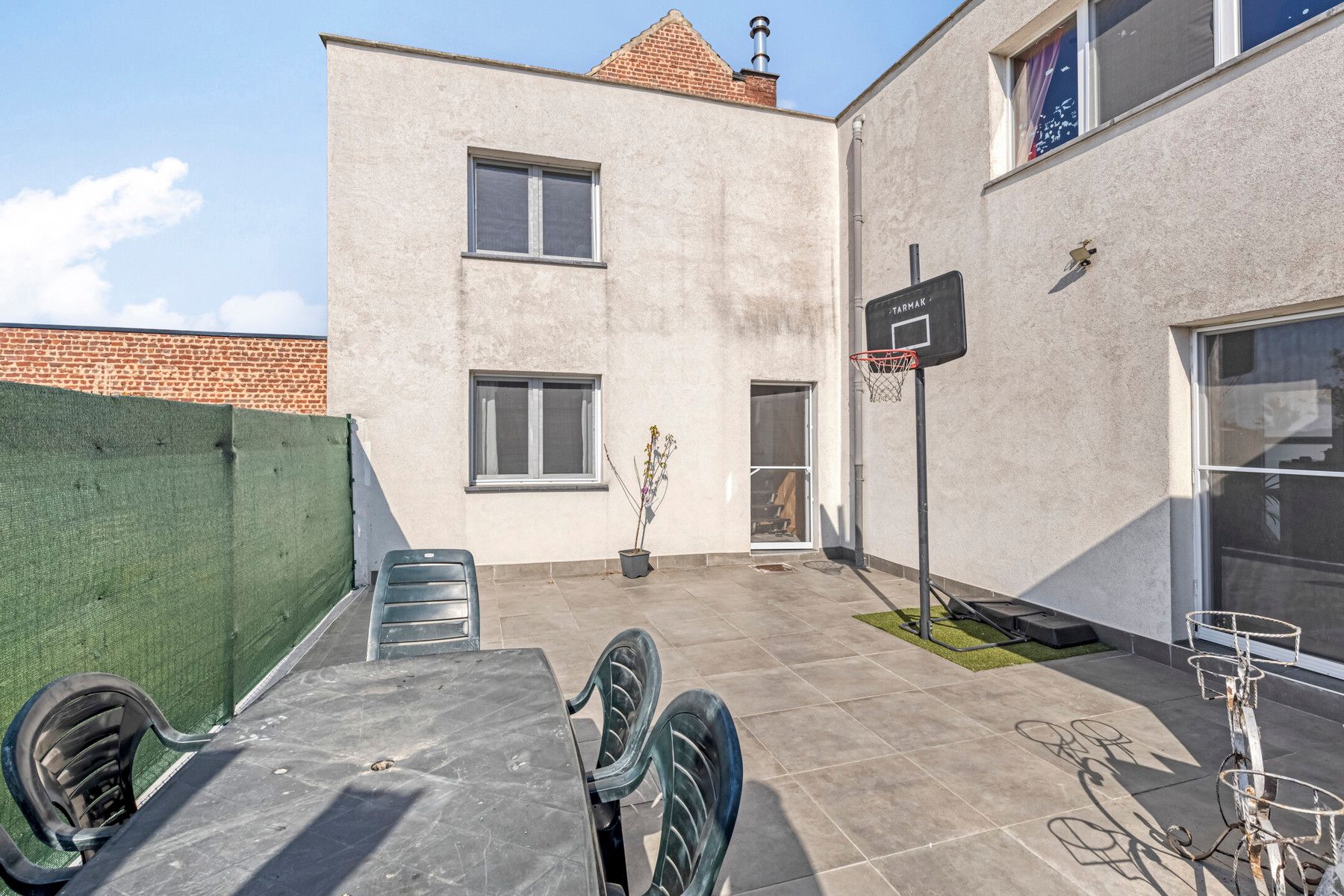 Centraal gelegen gerenoveerde 2-gevel foto 4