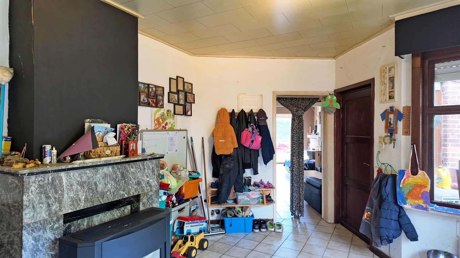 Te renoveren woning met veel potentieel op ruim perceel in Kleit foto 2