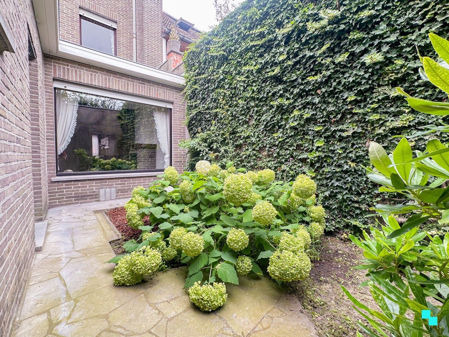 Gezellige ééngezinswoning te centrum Izegem foto 4