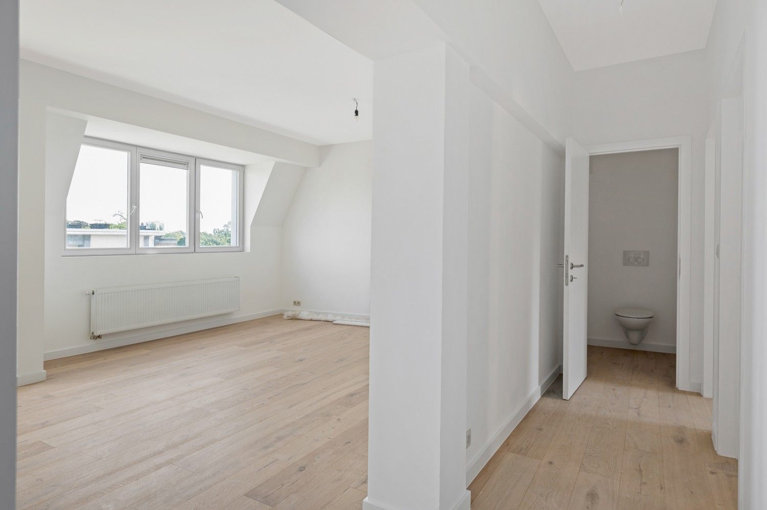 Prachtig gerenoveerd appartement met 2 slaapkamers in rustige straat te koop te Antwerpen foto 5