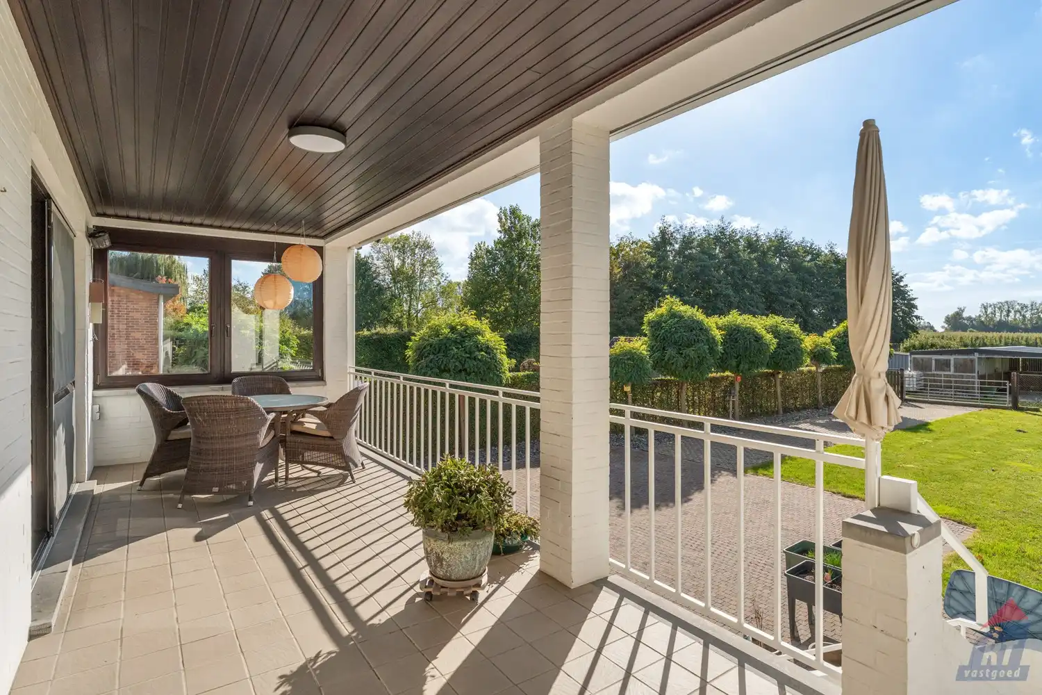 Ruime gelijkvloerse woning op een prachtig perceel van 35a 50ca met weide en stal in Alken foto 9