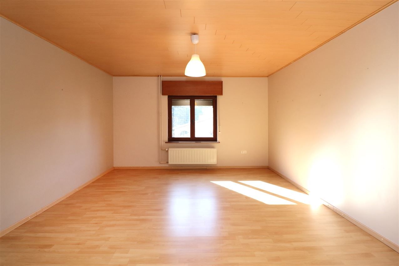 Label c, mooi gelegen landhuis, zonnige leefruimte foto 37