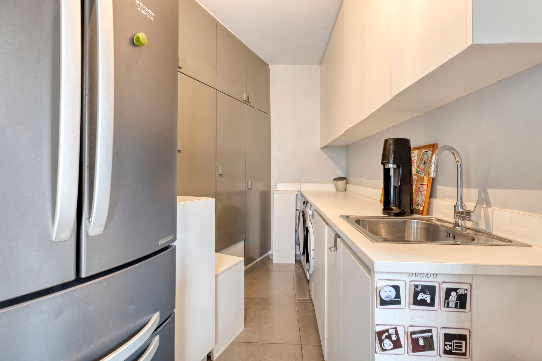 Moderne nieuwbouwwoning met 4 slaapkamers en gezellige tuin. foto 36