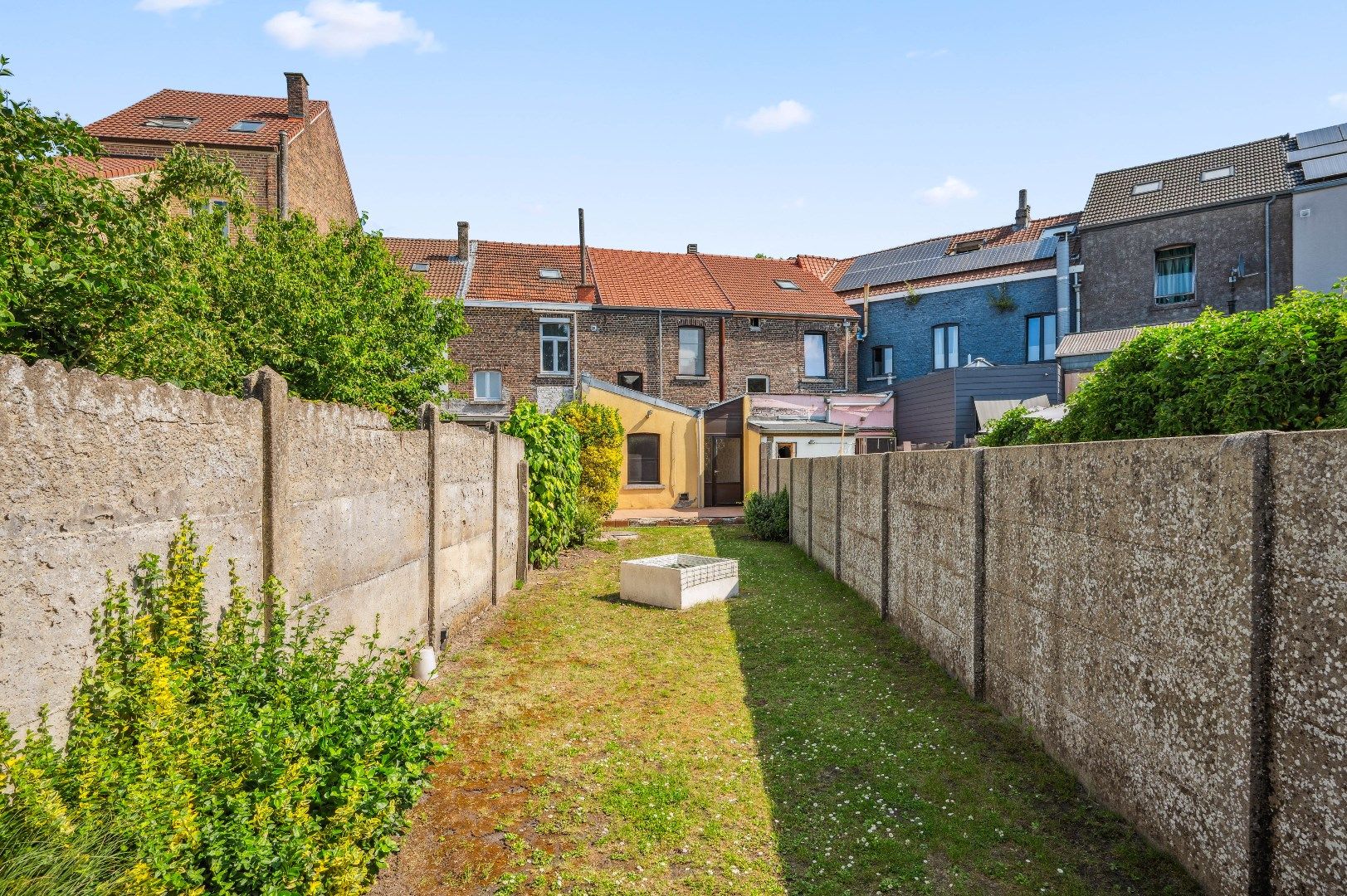 Gezinswoning met 3 slaapkamers en tuin foto 20